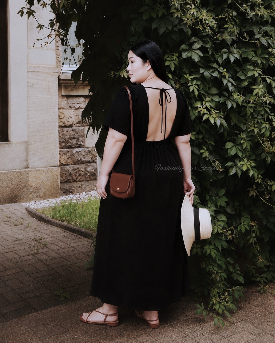 Long Blackless Dress