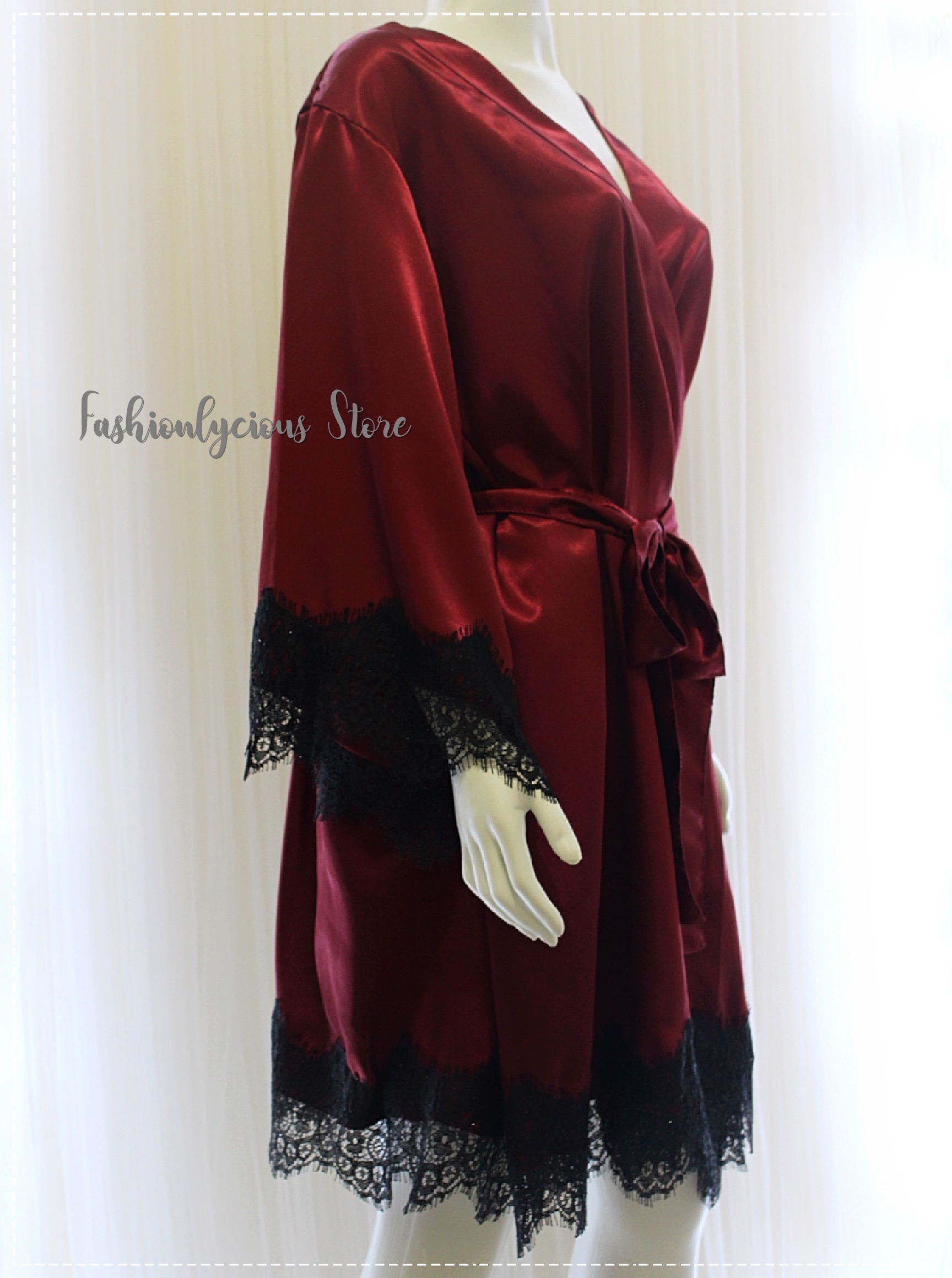 Lace Kimonoo Satin