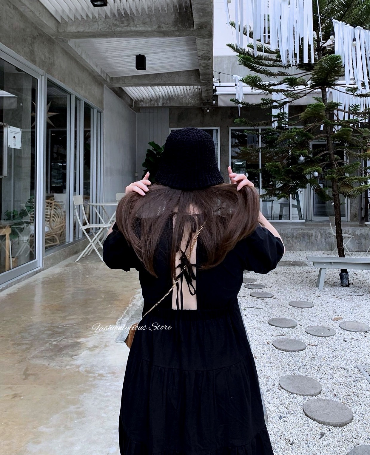 New Backless Dress