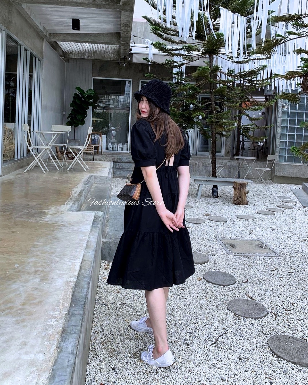 New Backless Dress