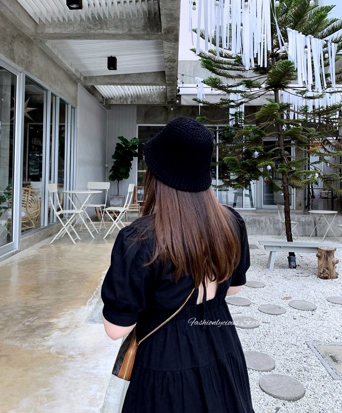 New Backless Dress