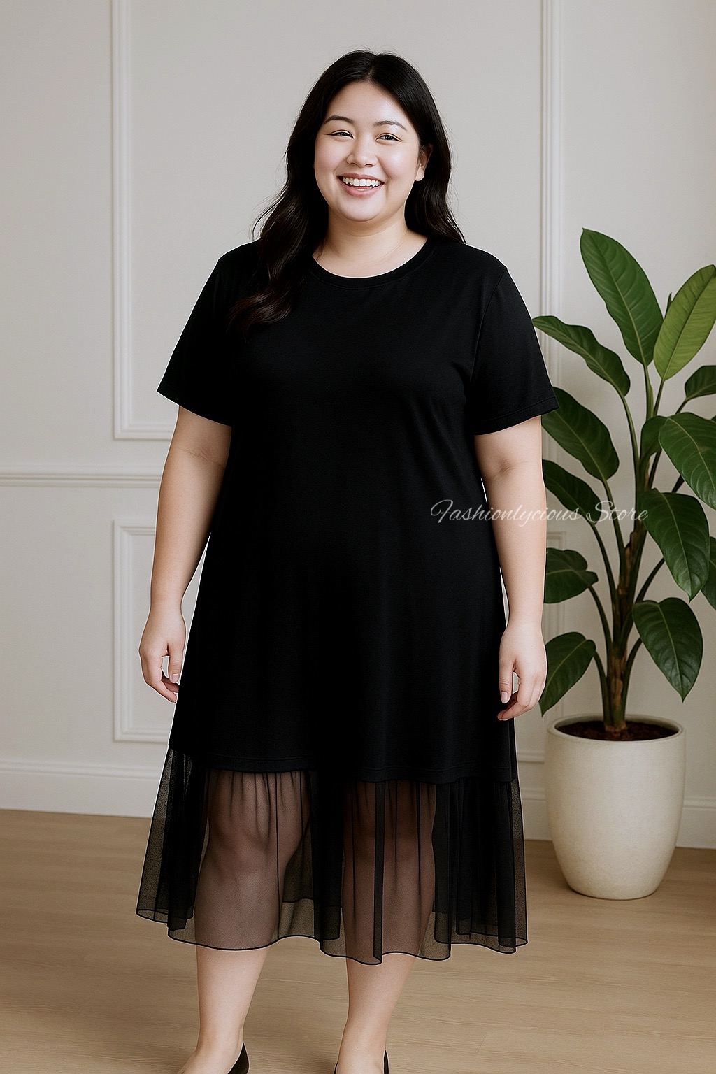 SIMPLE DRESS WITH THE DETAIL