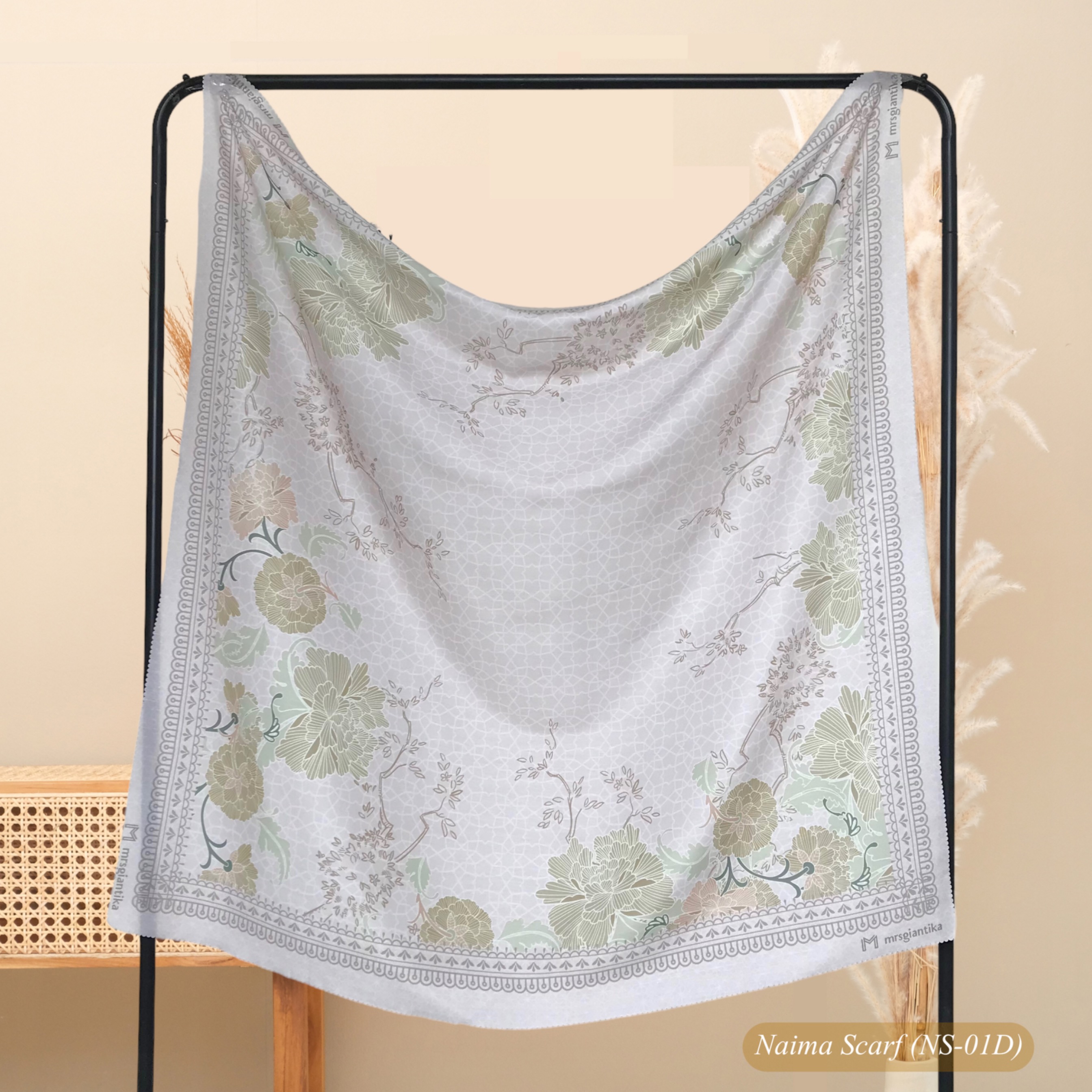 Naima Scarf (NS-01D)