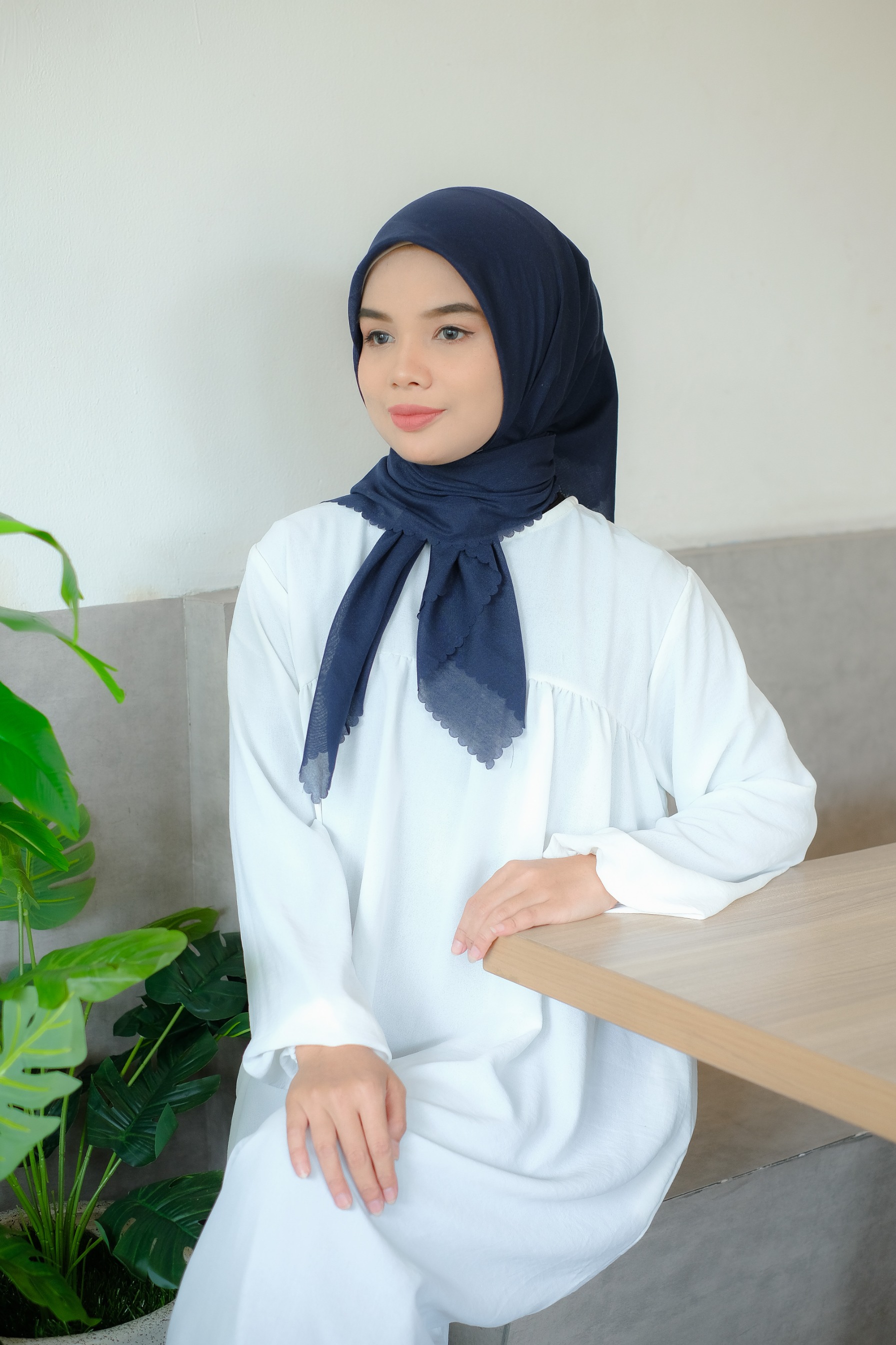 Kalana Voal (Navy)