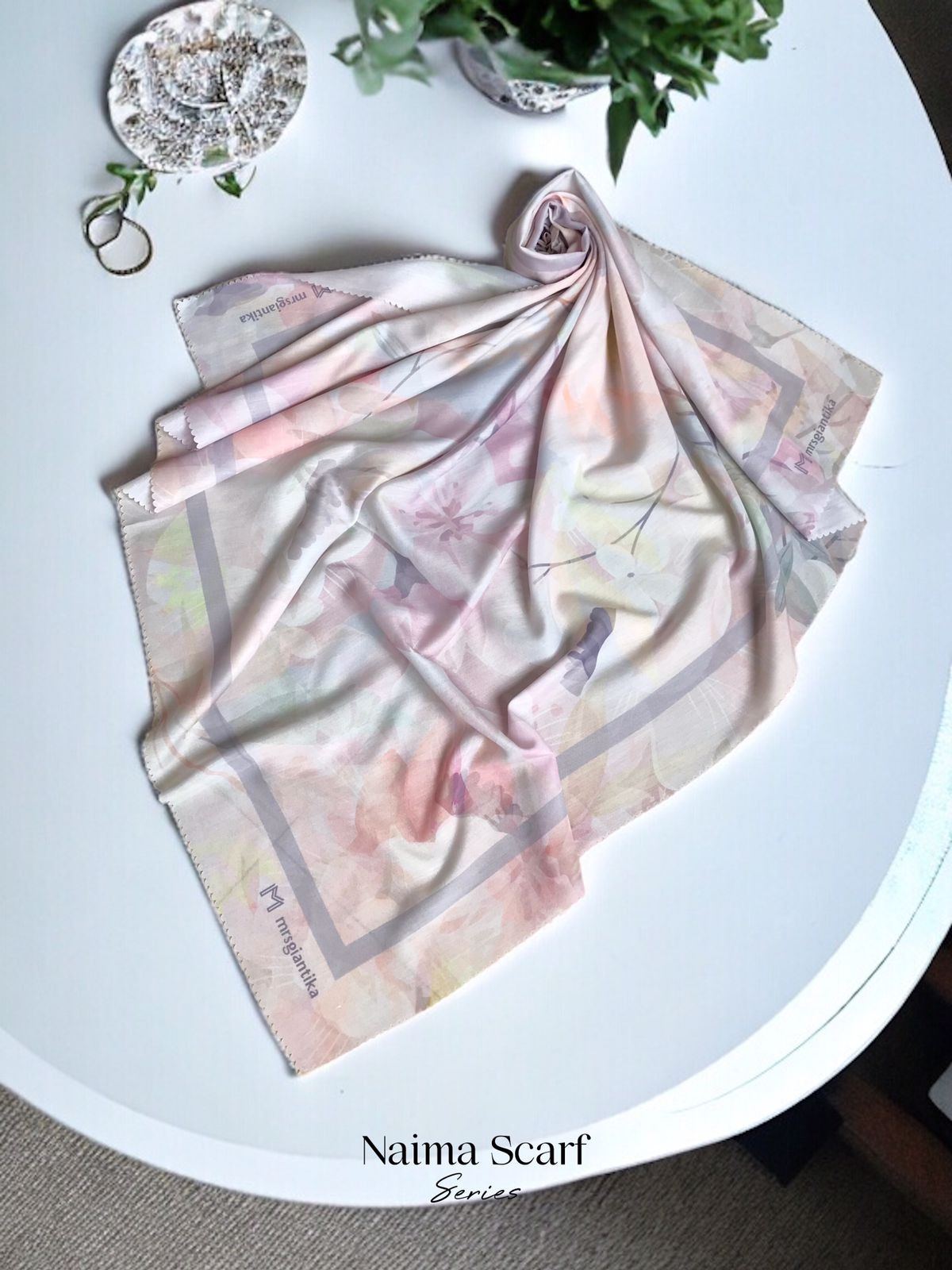 Naima Scarf (NS-07F)