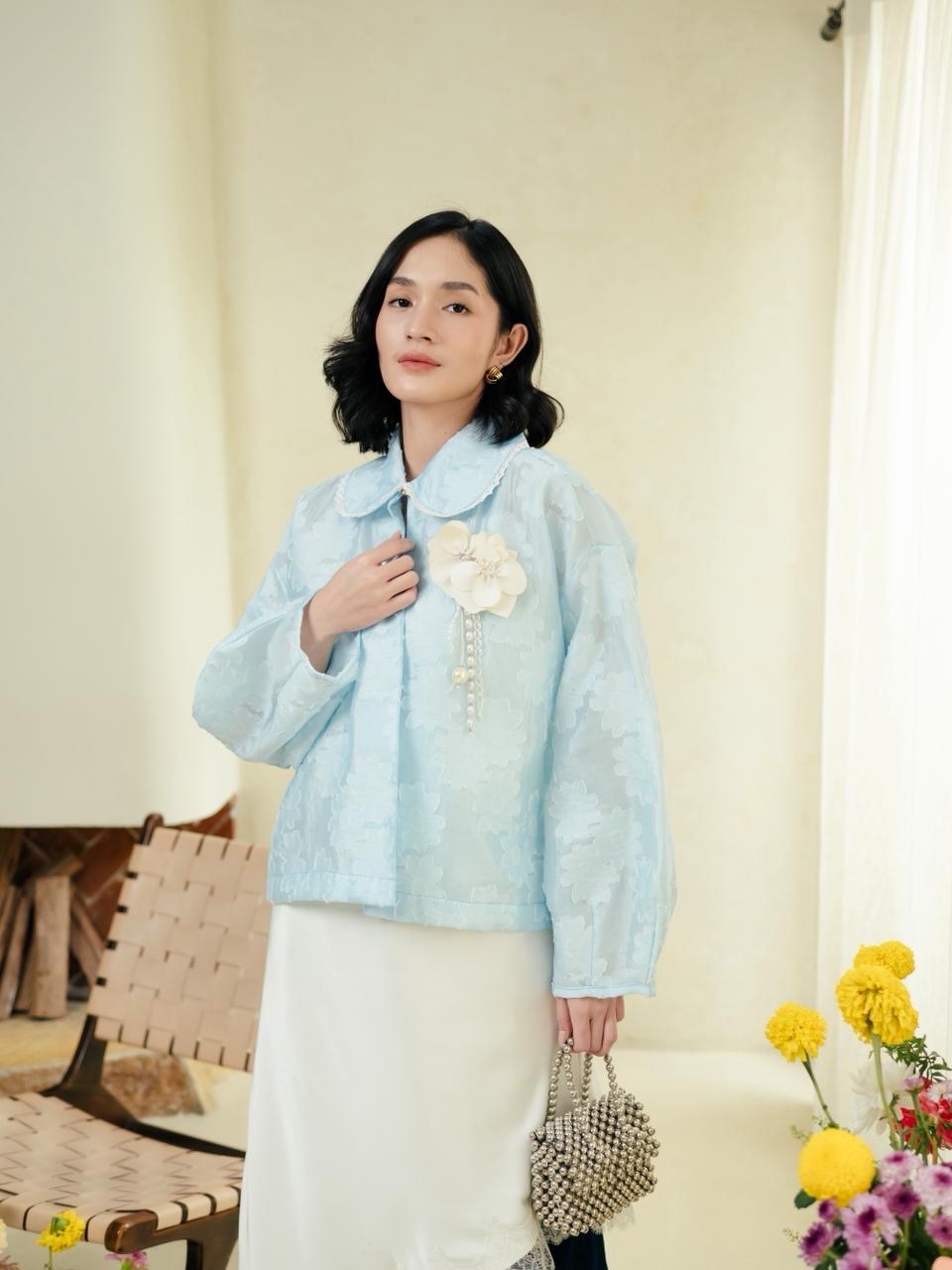 Aruna Outer