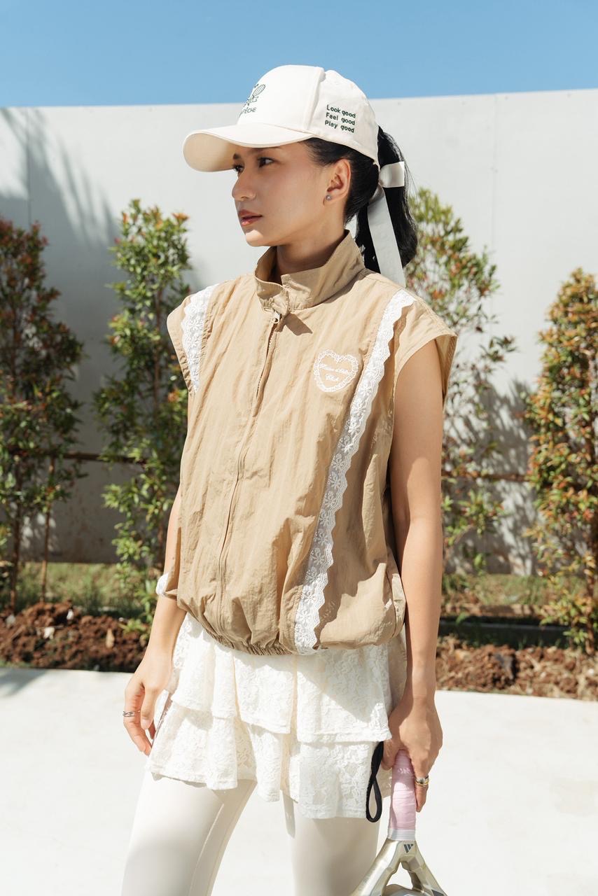 [READY] Emma Lace Vest