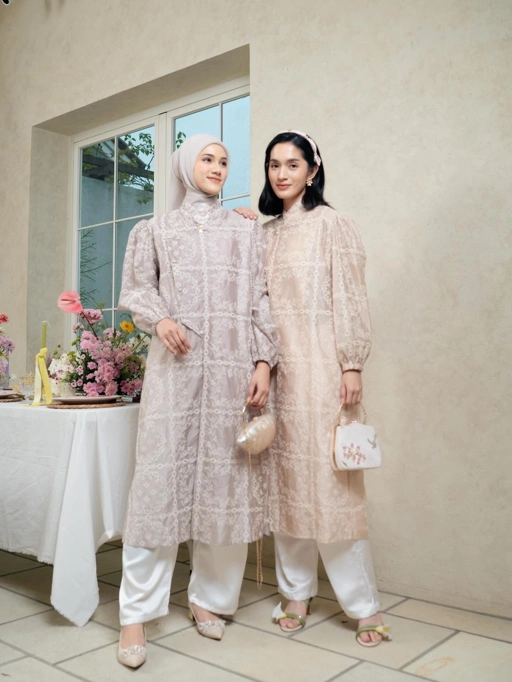 Image of Marie Raya Tunic Magnolia