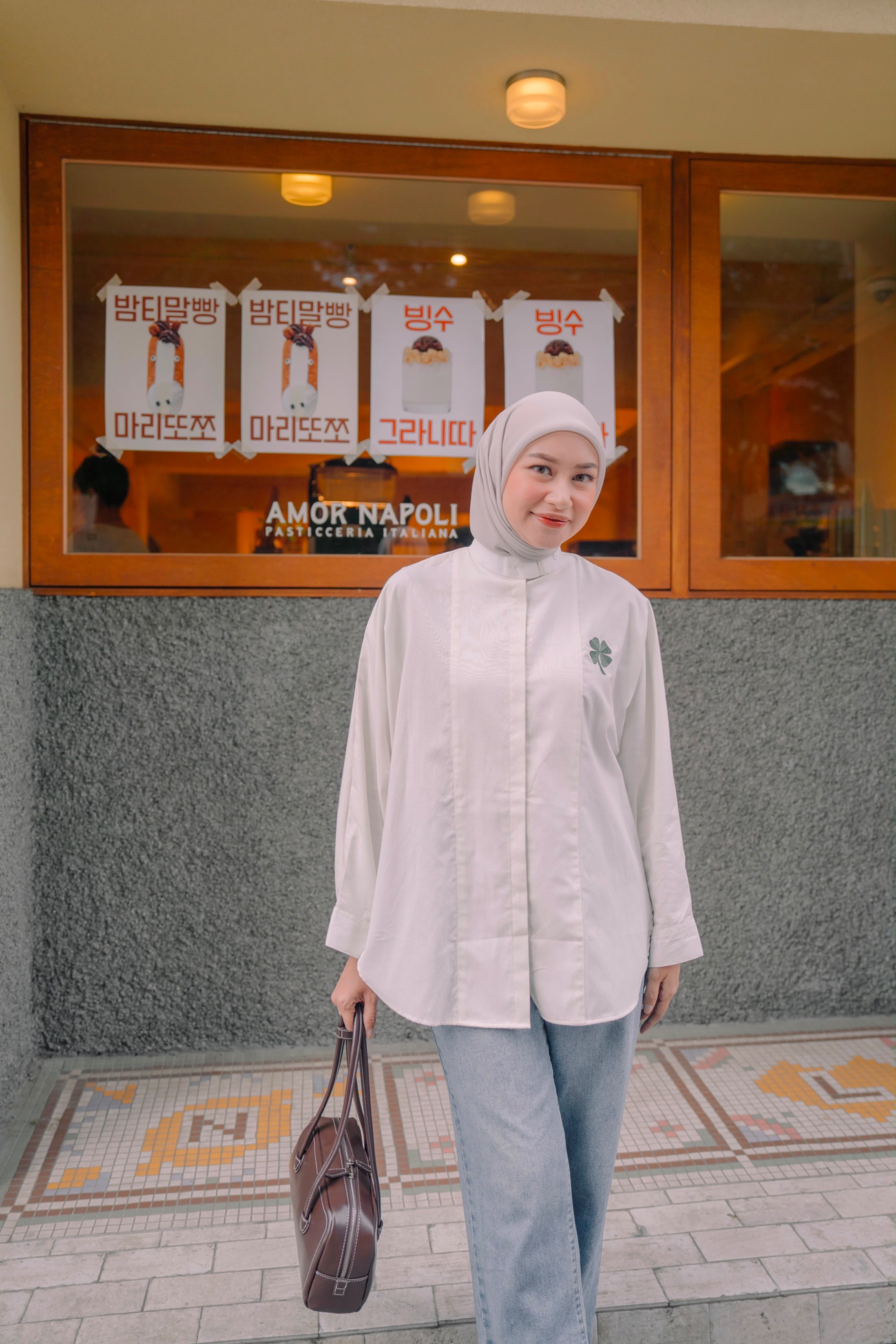 CLOVER OVERSIZED TOP