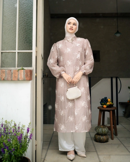 Image of [PO KIRIM TGL 12] Marie Raya Tunic - Jasmine Pattern (XXL)