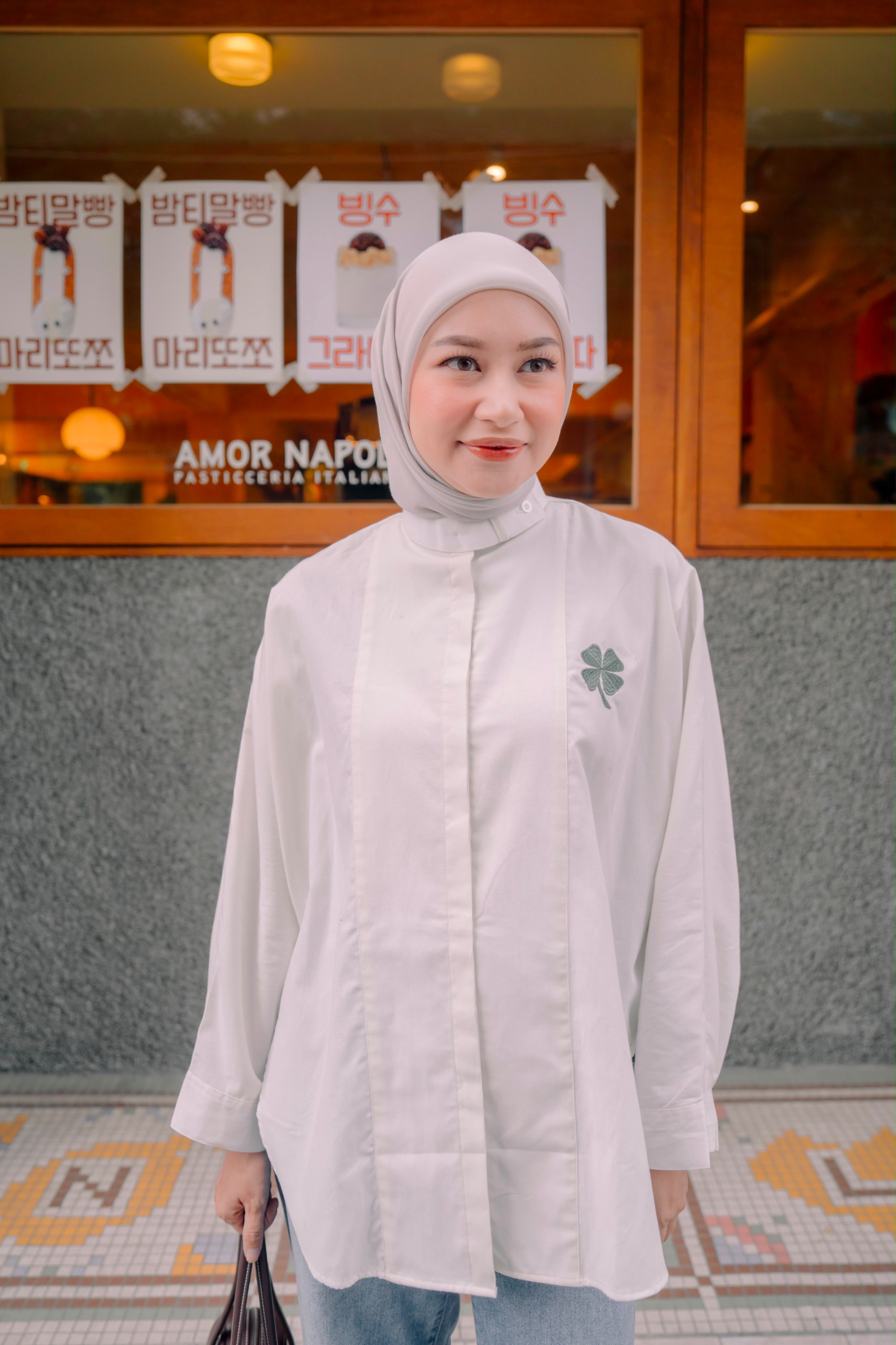 CLOVER OVERSIZED TOP