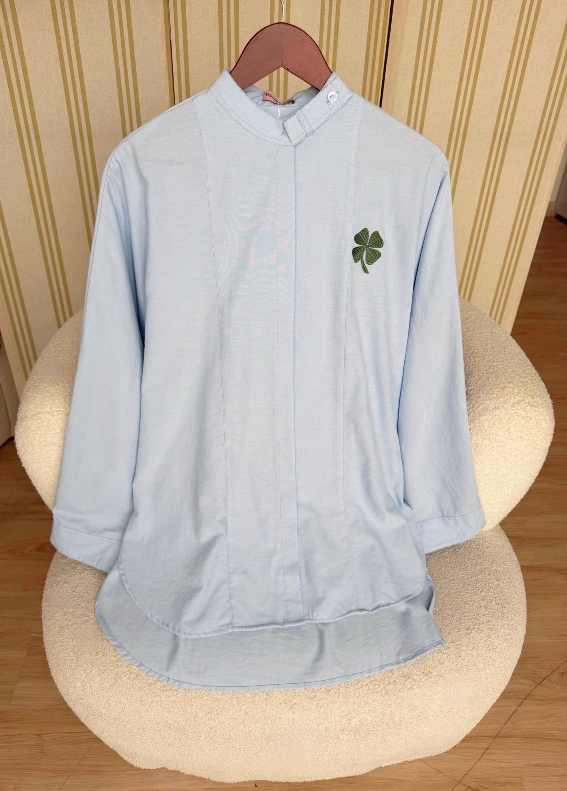 CLOVER OVERSIZED TOP