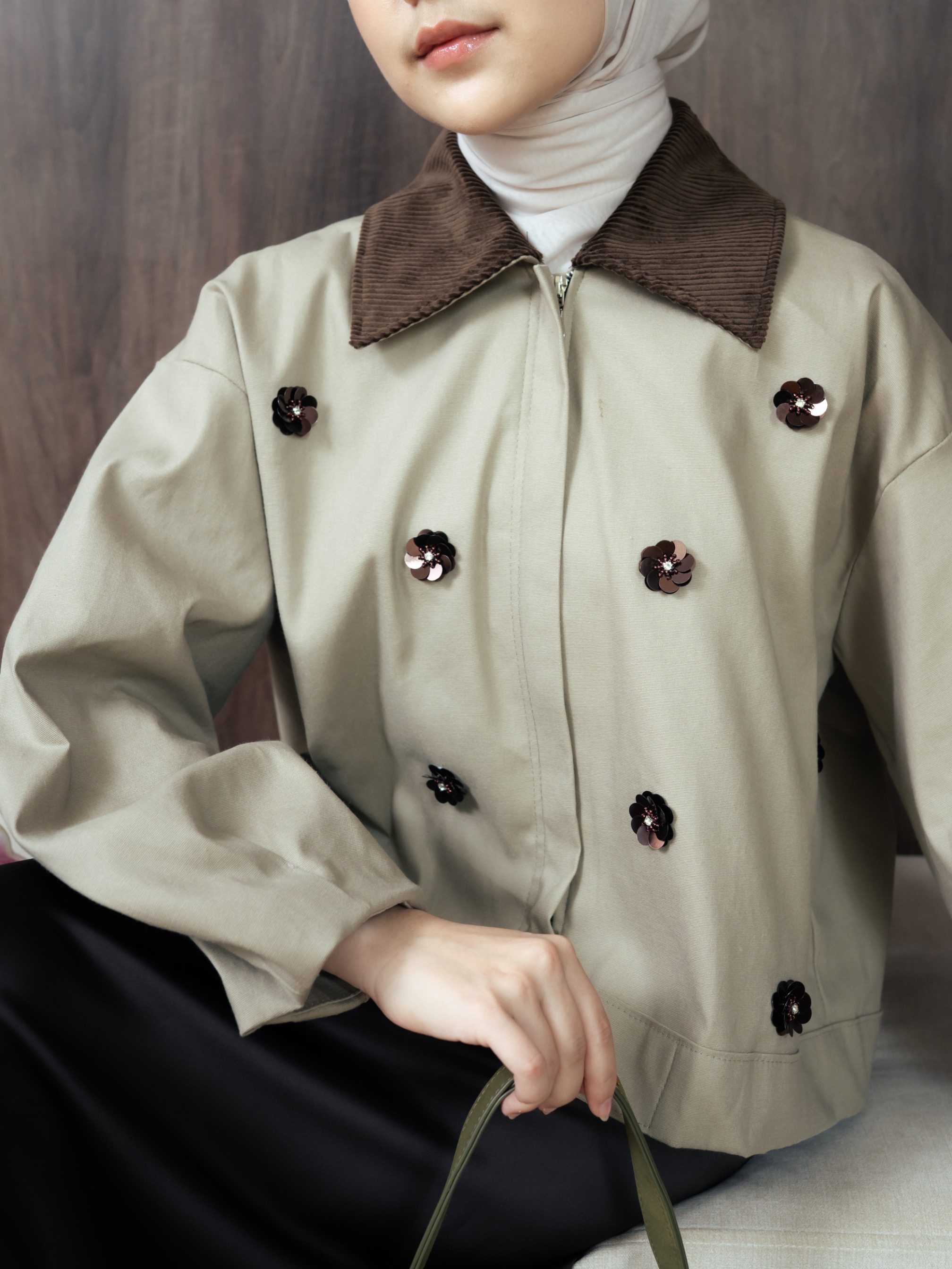 Soeny Nude Brown
