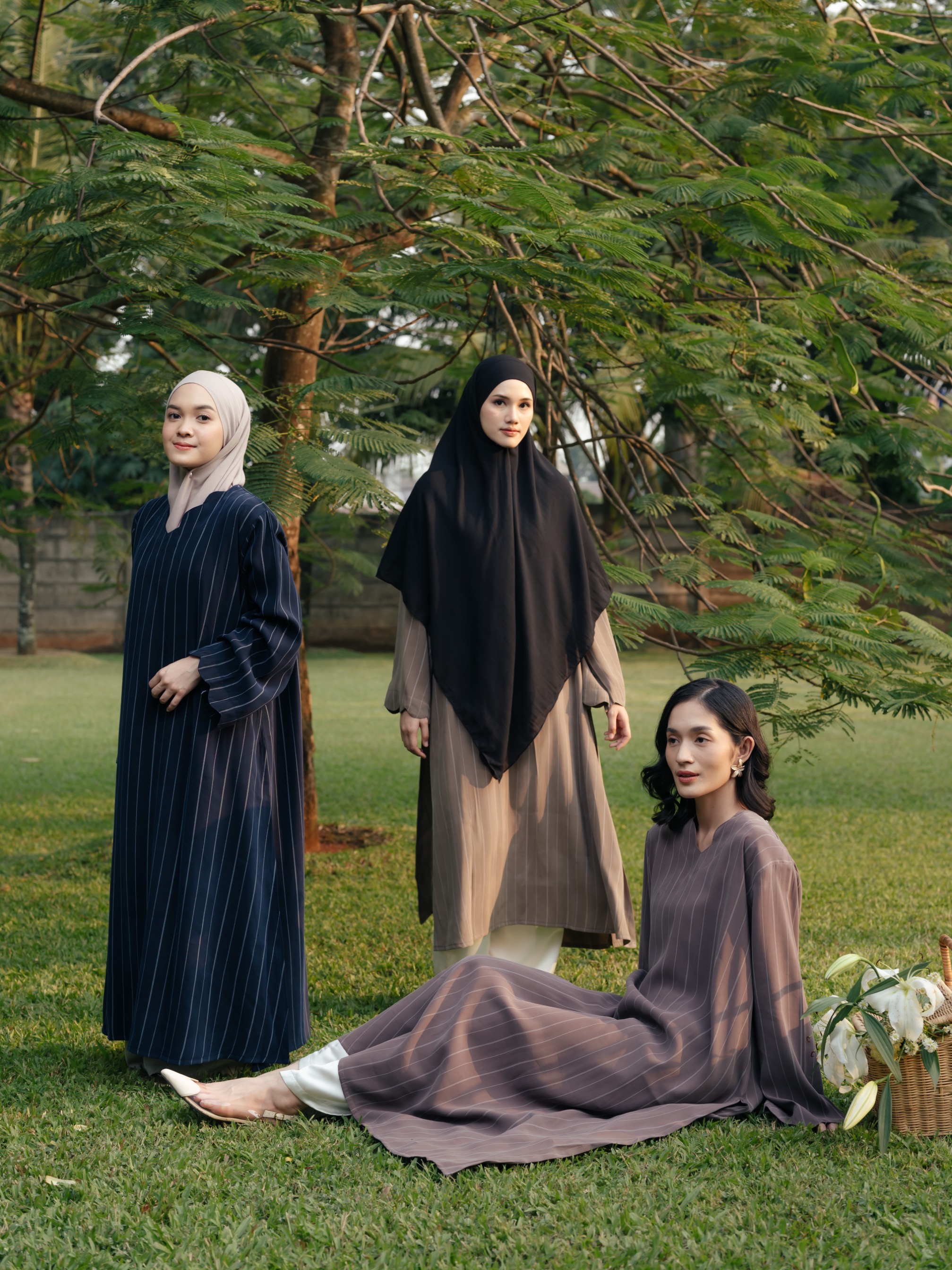 Luma Slit Abaya Stripe