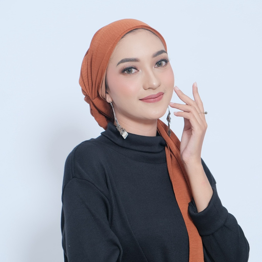 New Lowkey Queen Turban original by winonamodest - Turban instant dewasa bahan crinkle airflow premium, pashmina instant