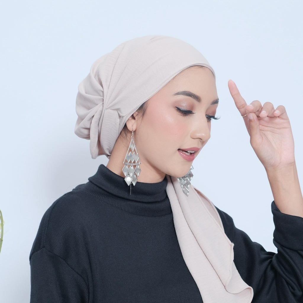 New Lowkey Queen Turban original by winonamodest - Turban instant dewasa bahan crinkle airflow premium, pashmina instant