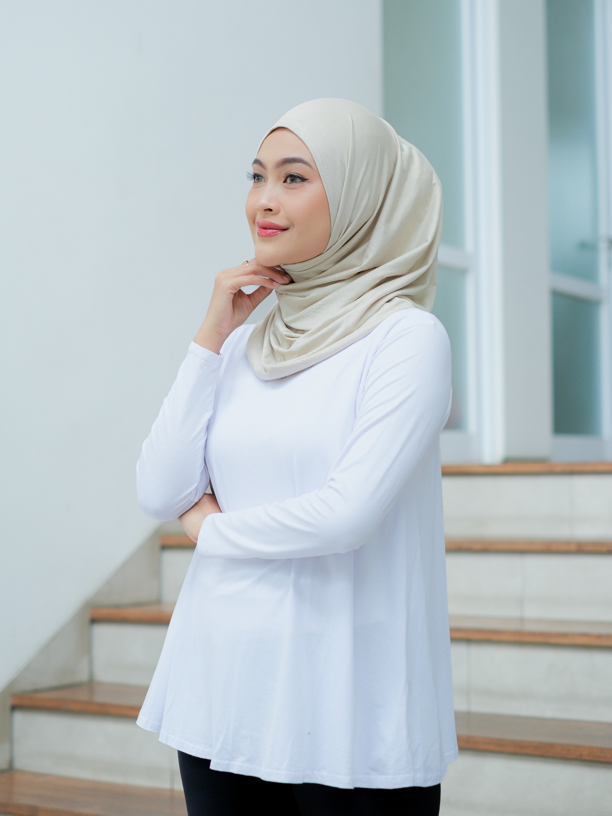 Hijab Olahraga Winonamodest - Reverie Instant Just Run 5.0. Hijab sport untuk lari, sepeda, zumba.