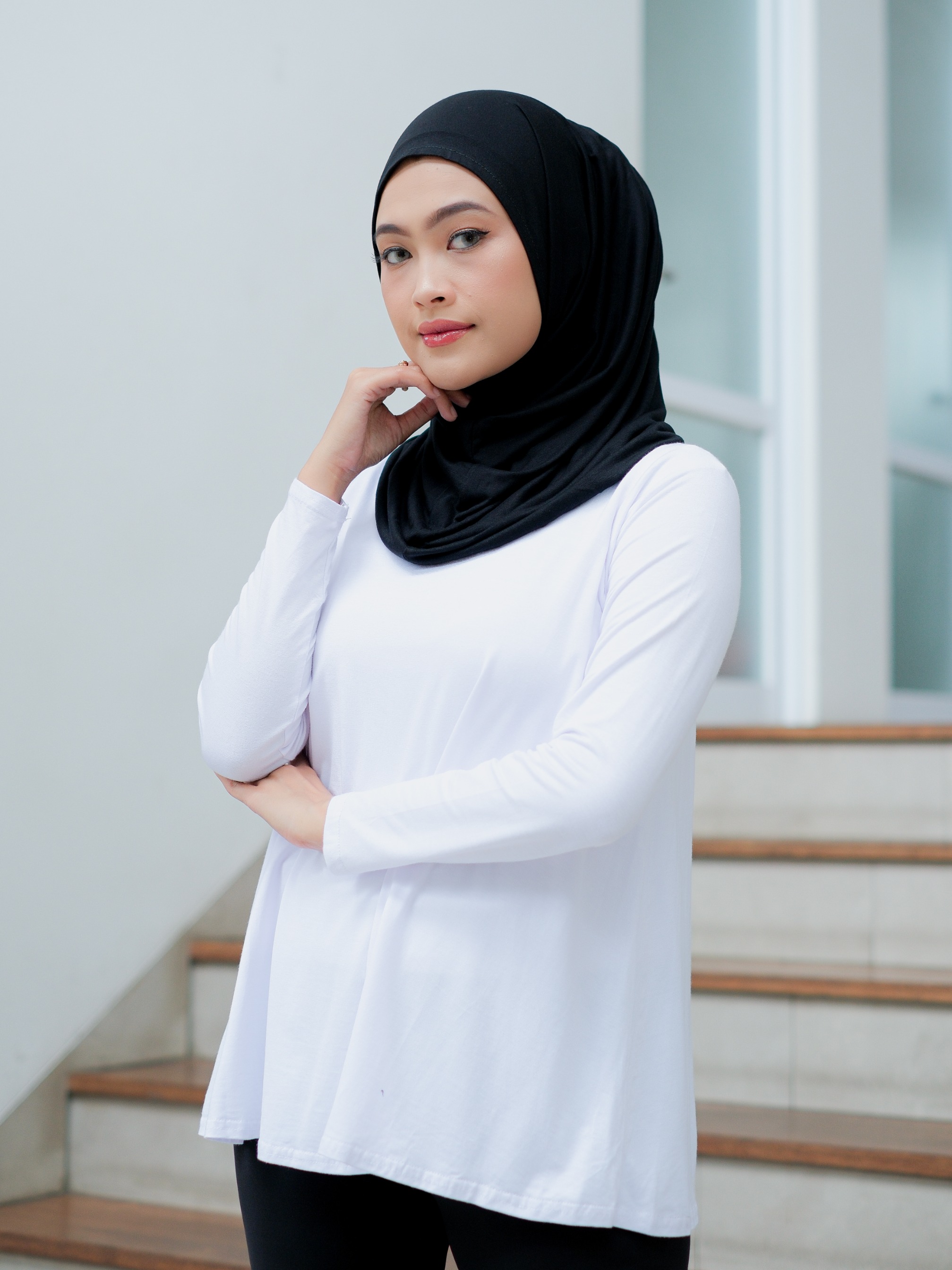 Hijab Olahraga Winonamodest - Reverie Instant Just Run 5.0. Hijab sport untuk lari, sepeda, zumba.