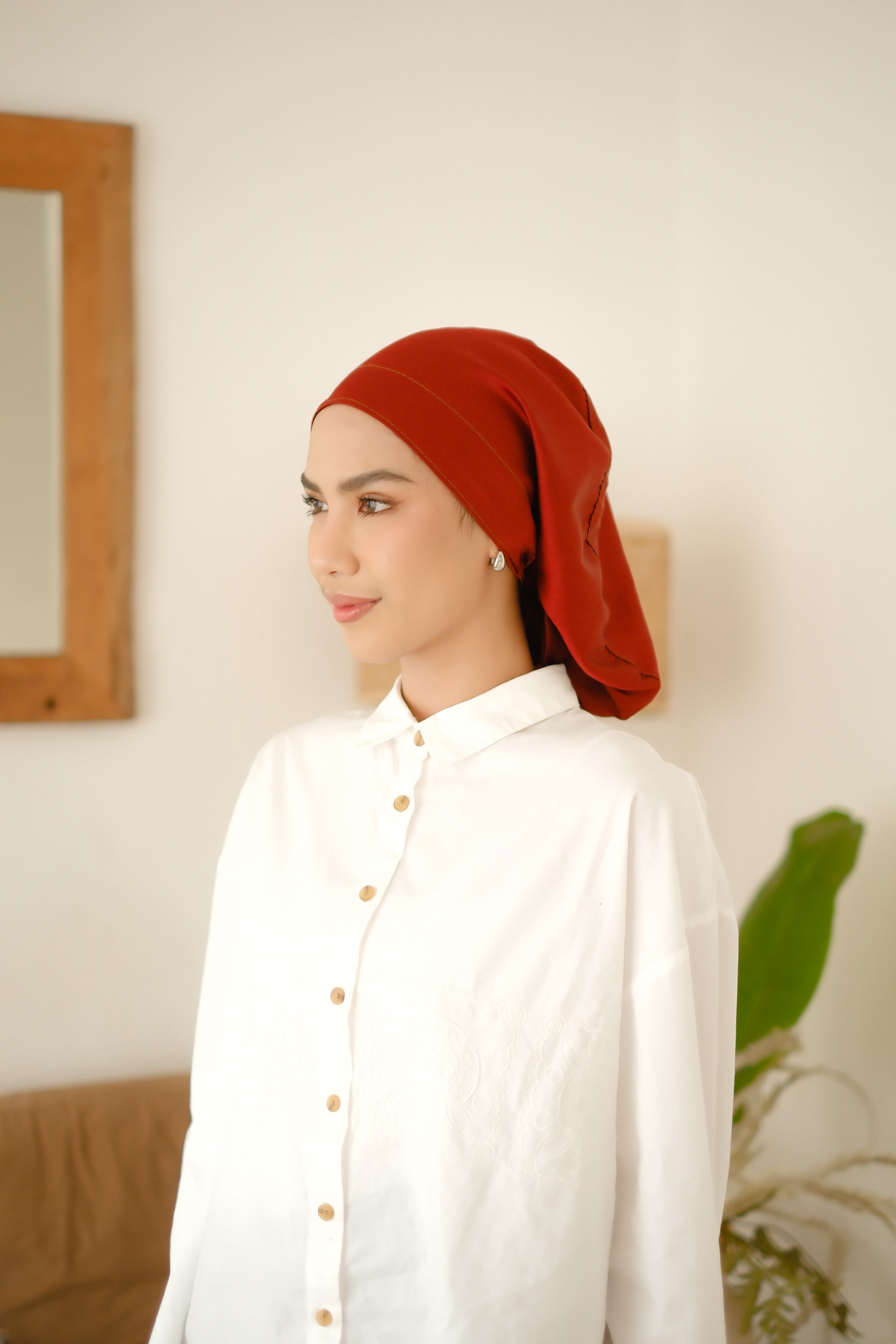 Winonamodest - Bundling Mou Satin Silk Pillowcase + Clement Double Sided Free Mini Satin Scrunchie