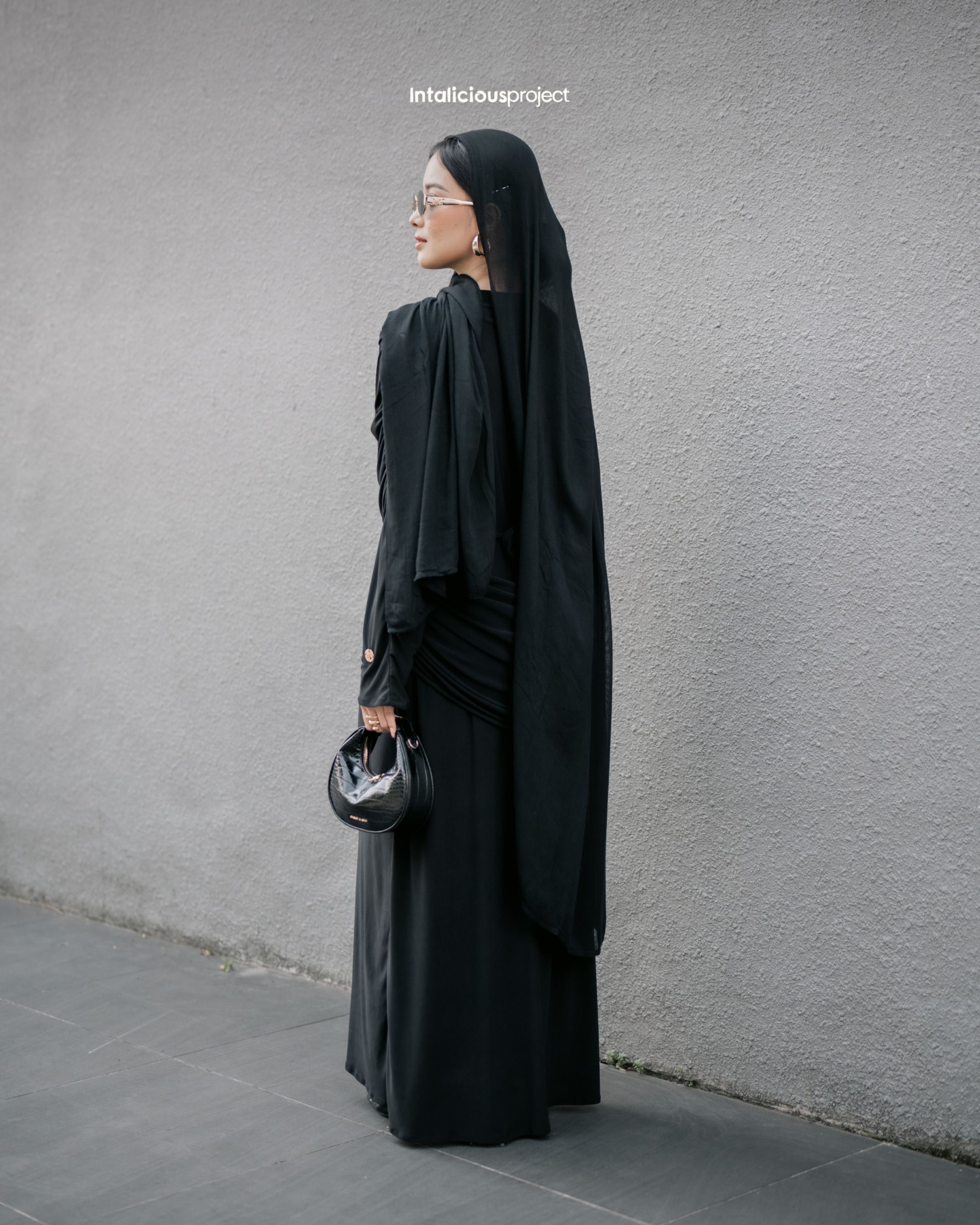 Intaliciousproject - Monalisa Dress in Black