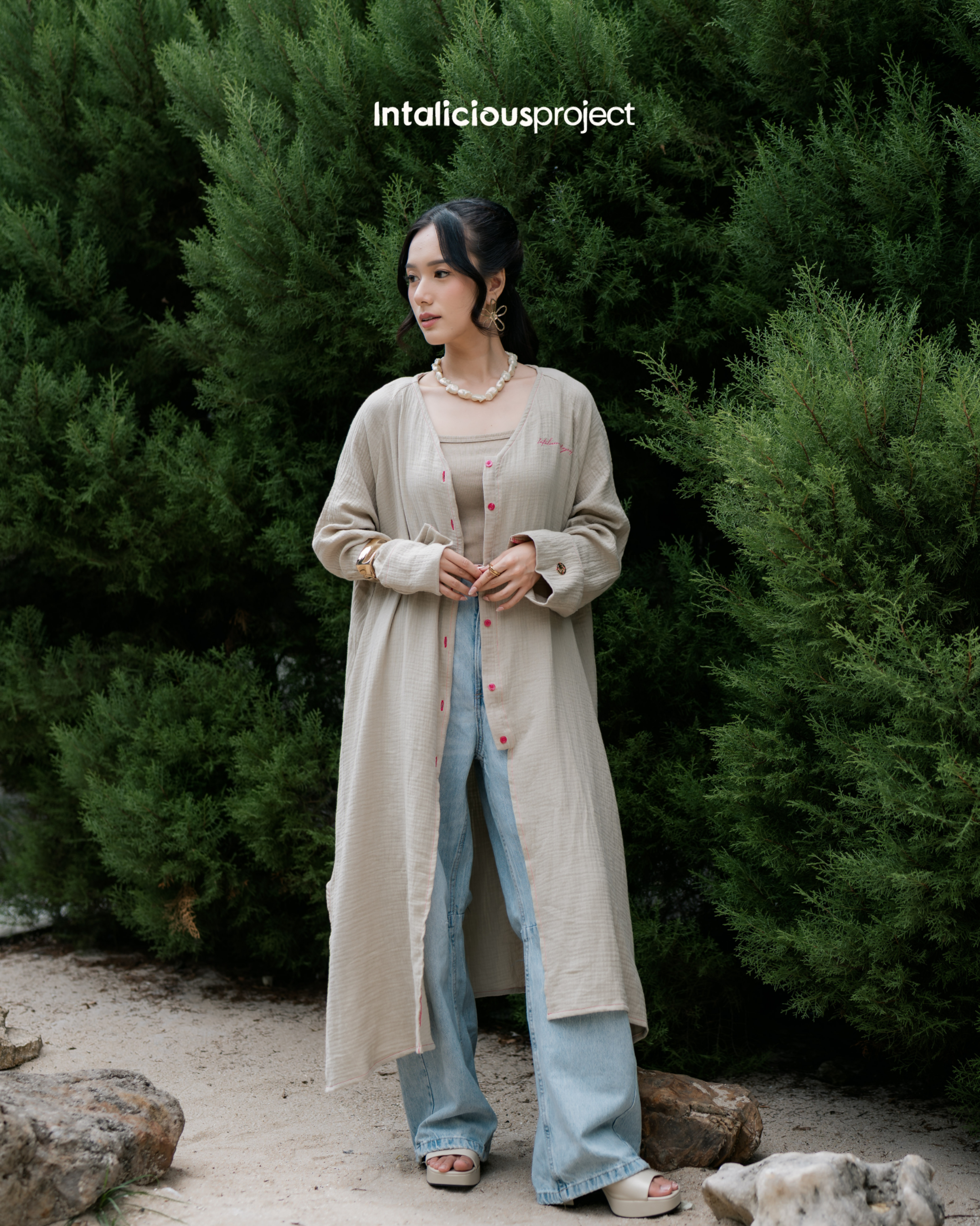 Intaliciousproject - Leya Outer 