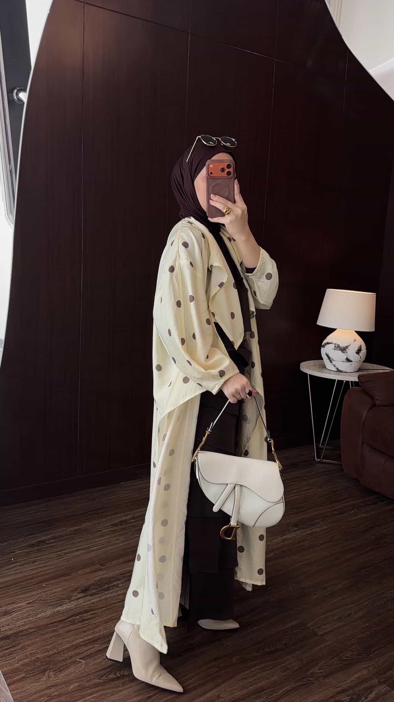Intaliciousproject - Leonie Outer