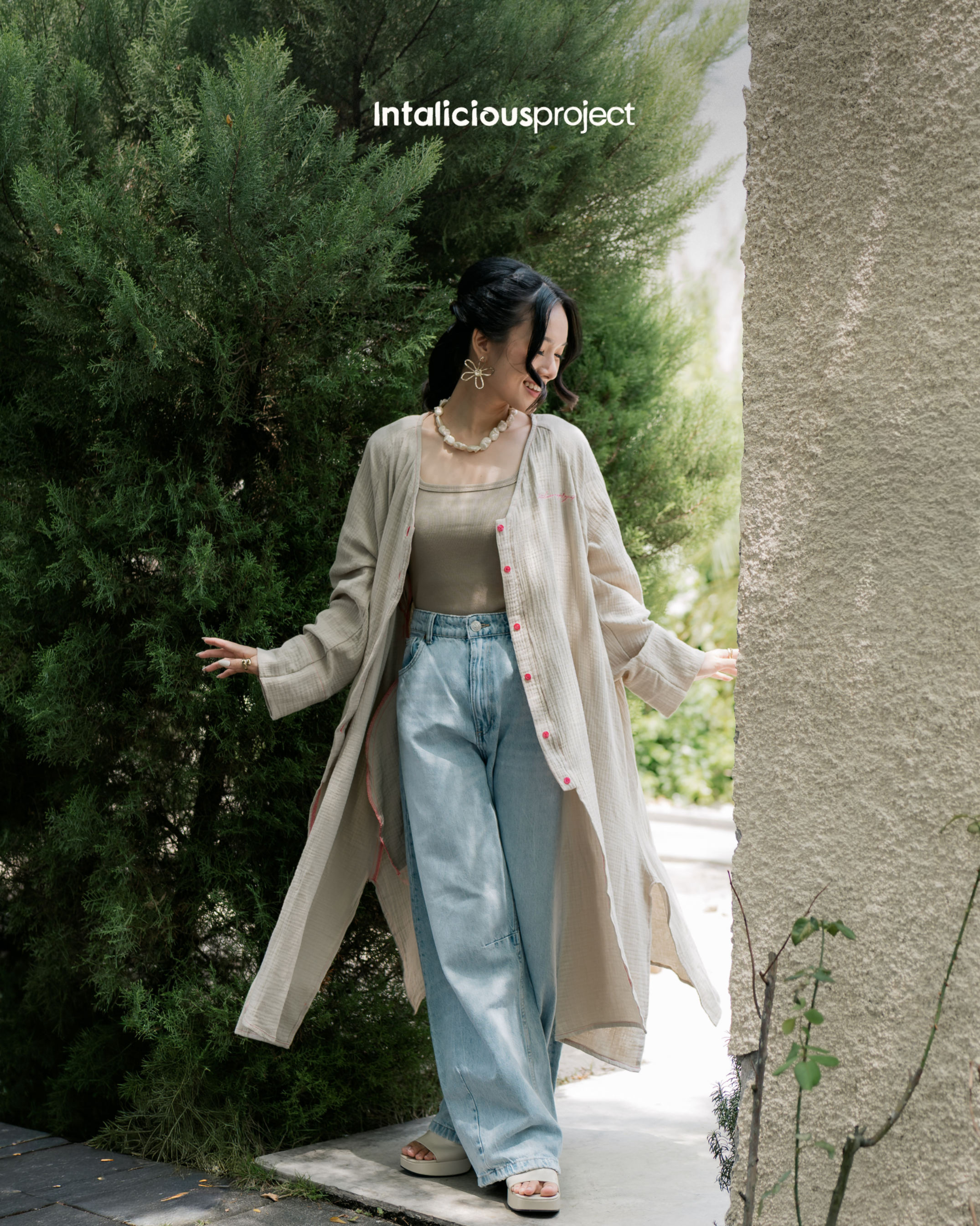 Intaliciousproject - Leya Outer 