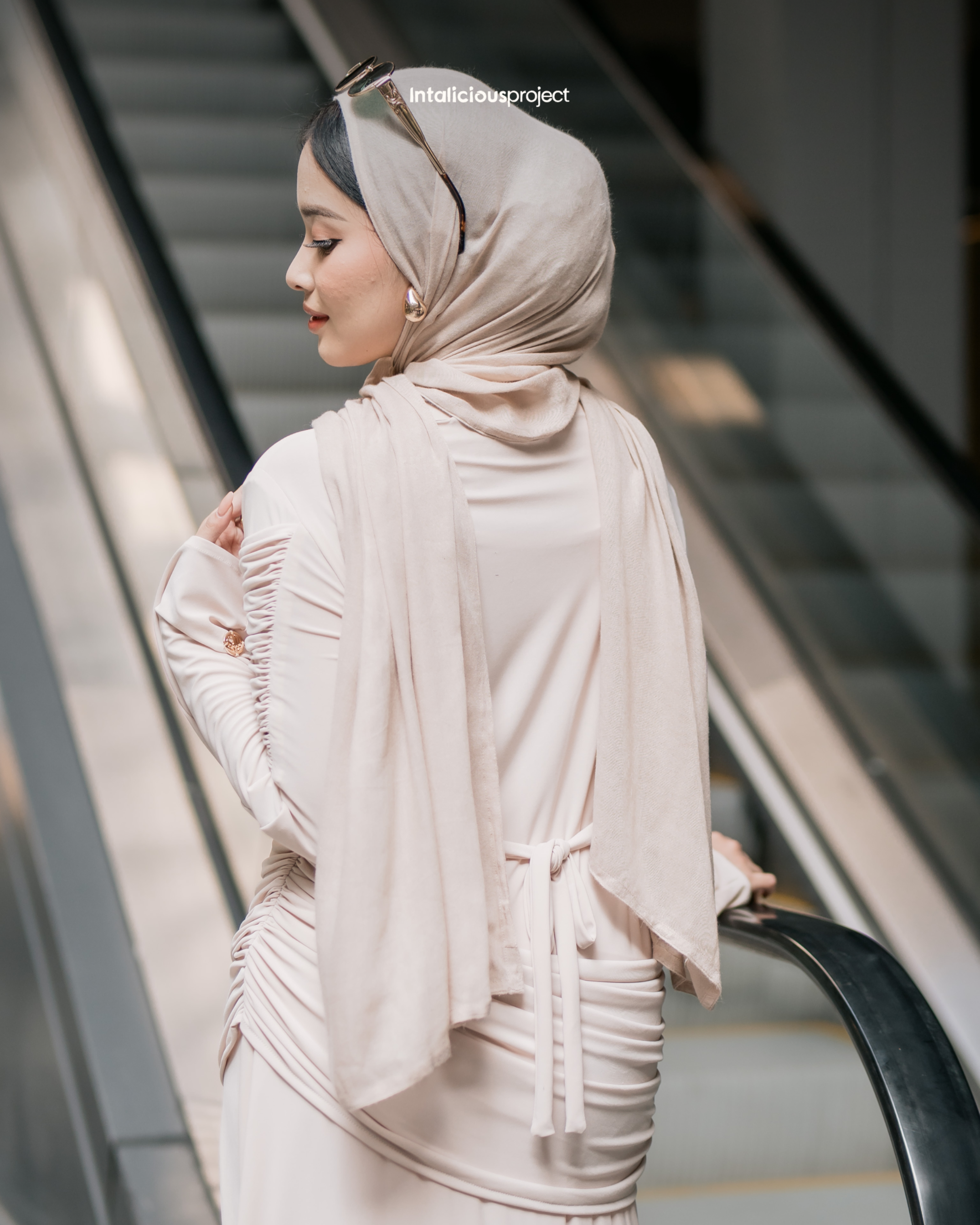 Intaliciousproject - Monalisa Dress in Lace
