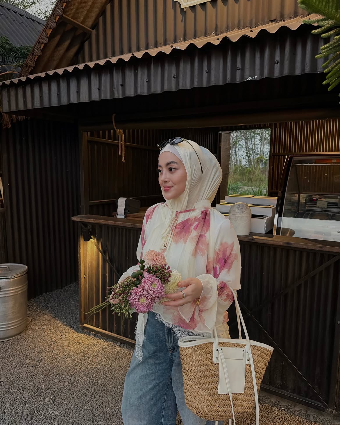 Intaliciousproject - Lea Blouse in Floral Blush