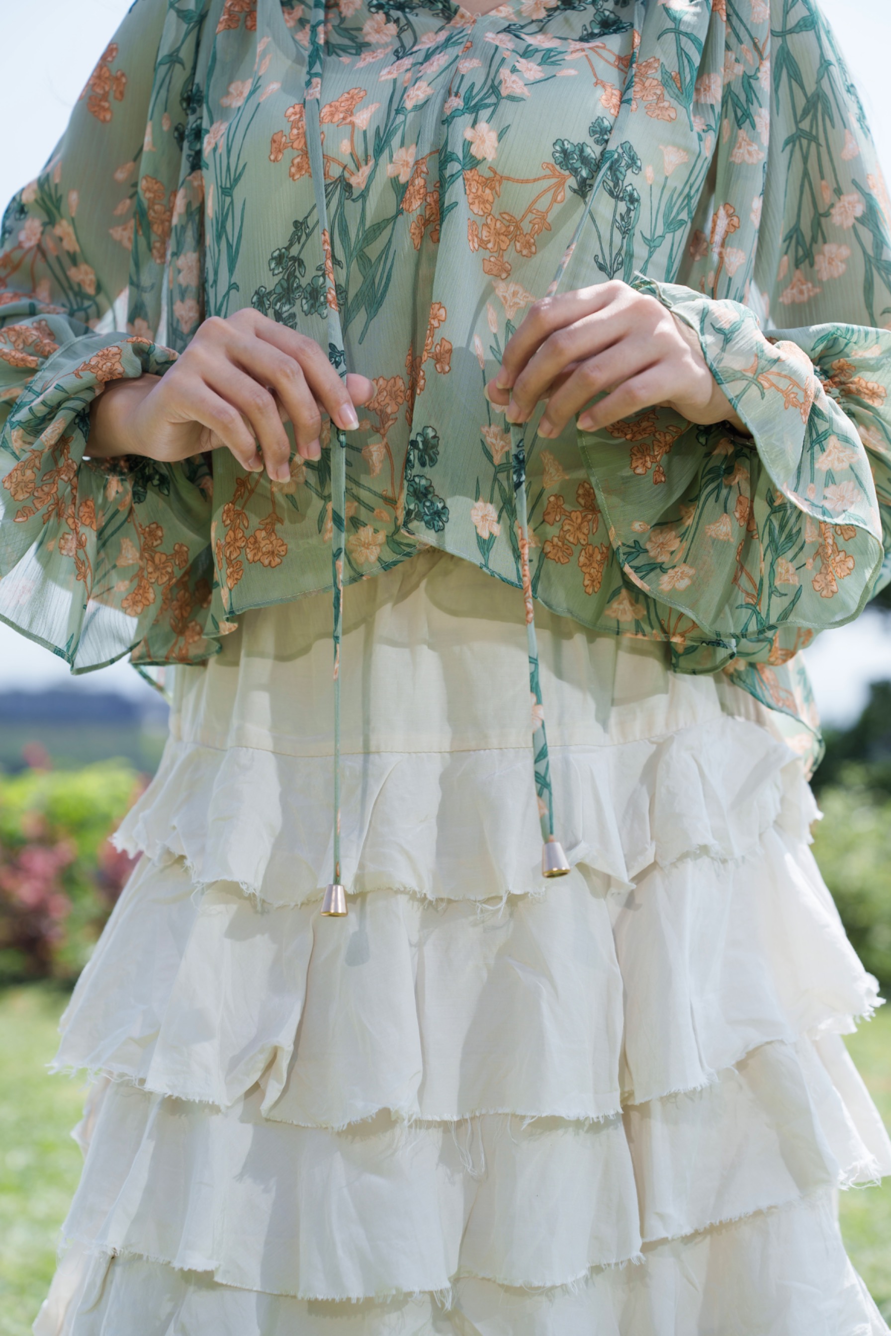 Intaliciousproject - Lea Blouse in Jasmine Meadow
