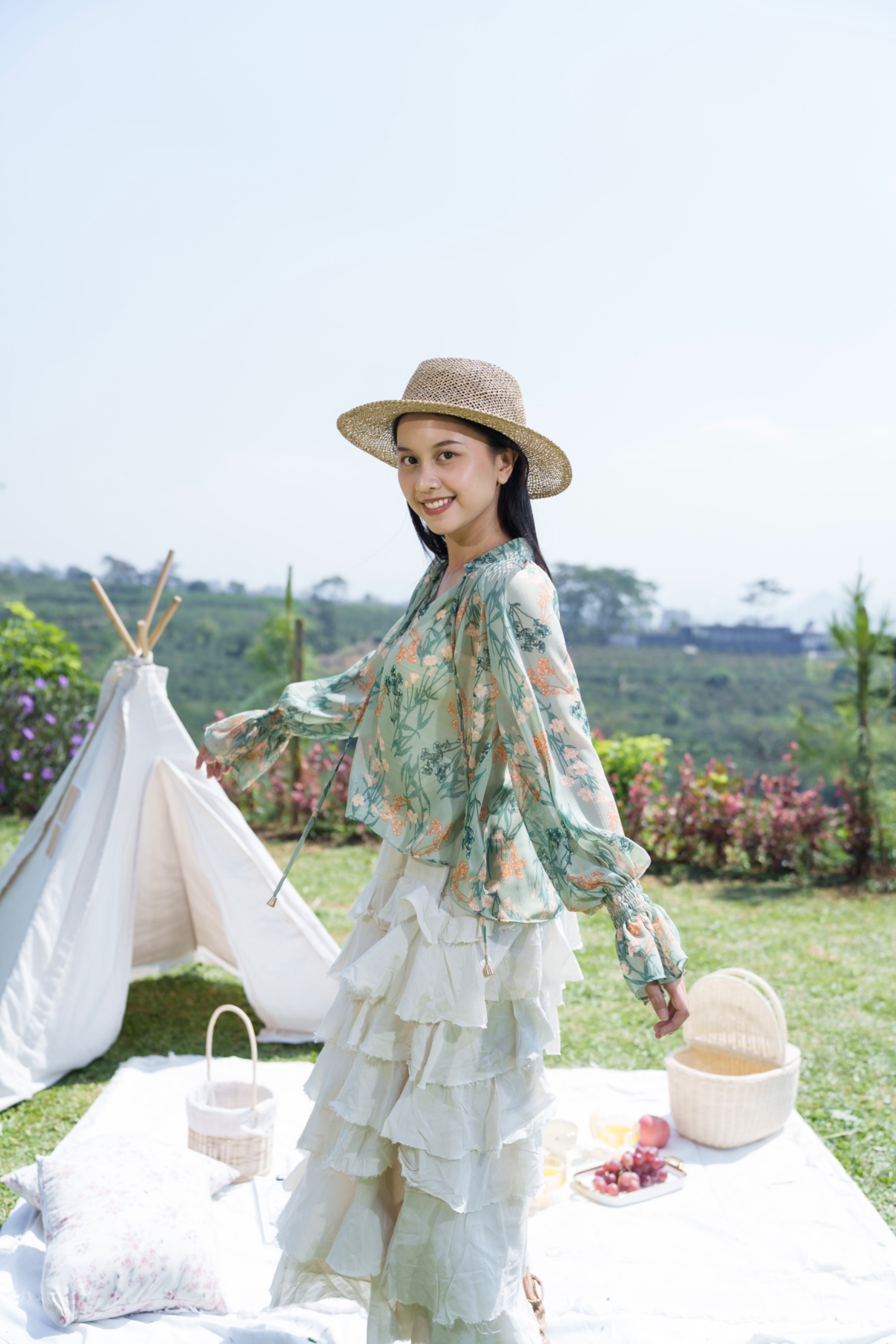 Intaliciousproject - Lea Blouse in Jasmine Meadow