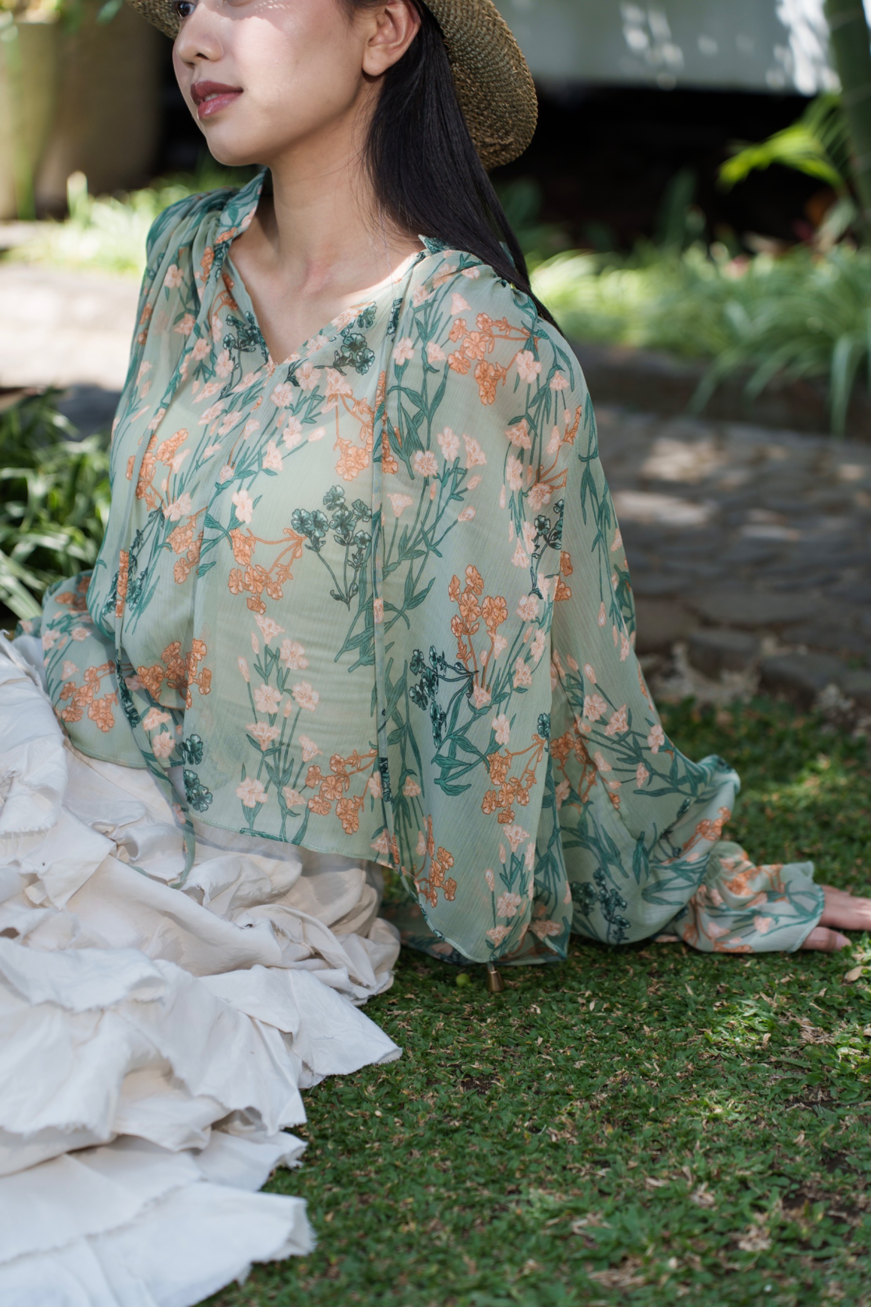 Intaliciousproject - Lea Blouse in Jasmine Meadow