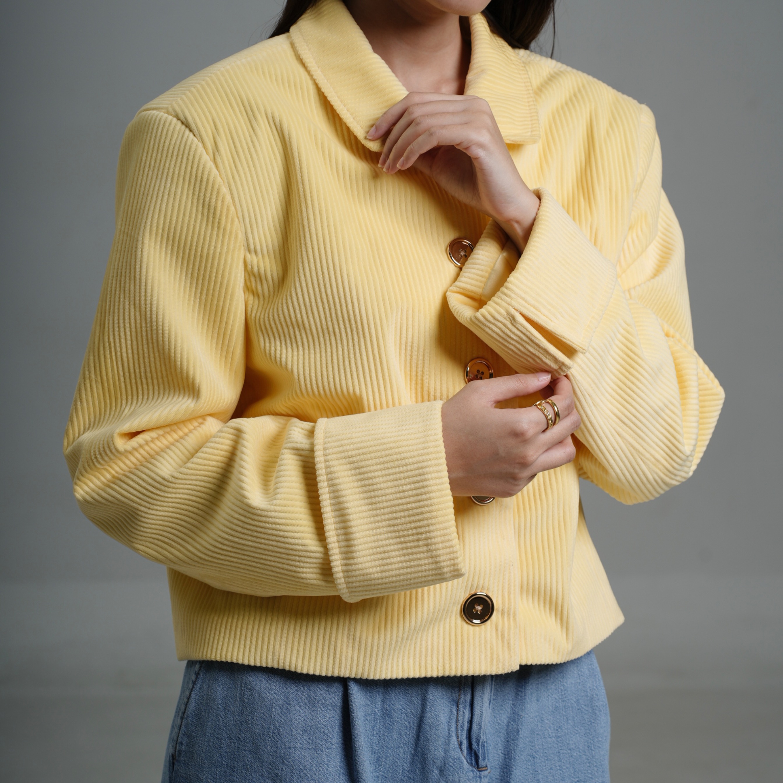 Intaliciousproject - Eve Blazer in Butter Cream