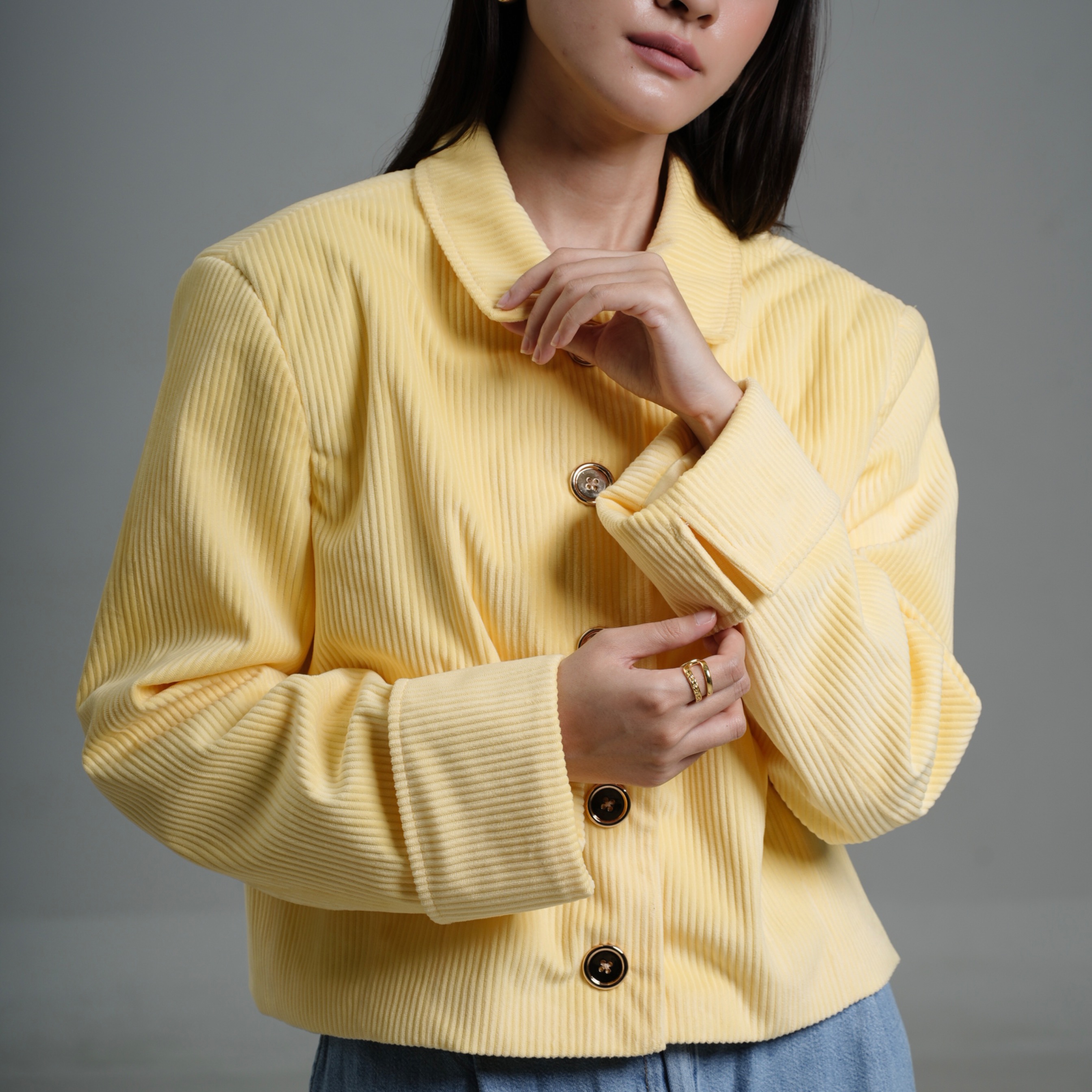Intaliciousproject - Eve Blazer in Butter Cream