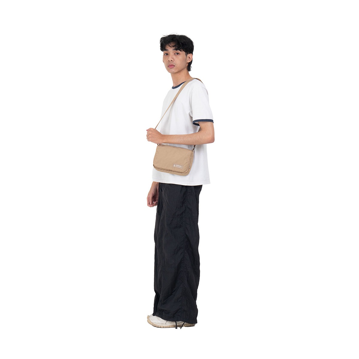 Paxta Neo Shoulder Bag Camel