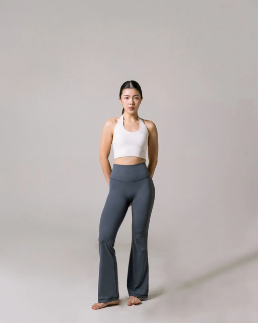 Image of Laurelton Dynamic Soft Flare Legging - Seamless & Buttery Soft | Legging Olahraga Yoga Pilates Gym Wanita