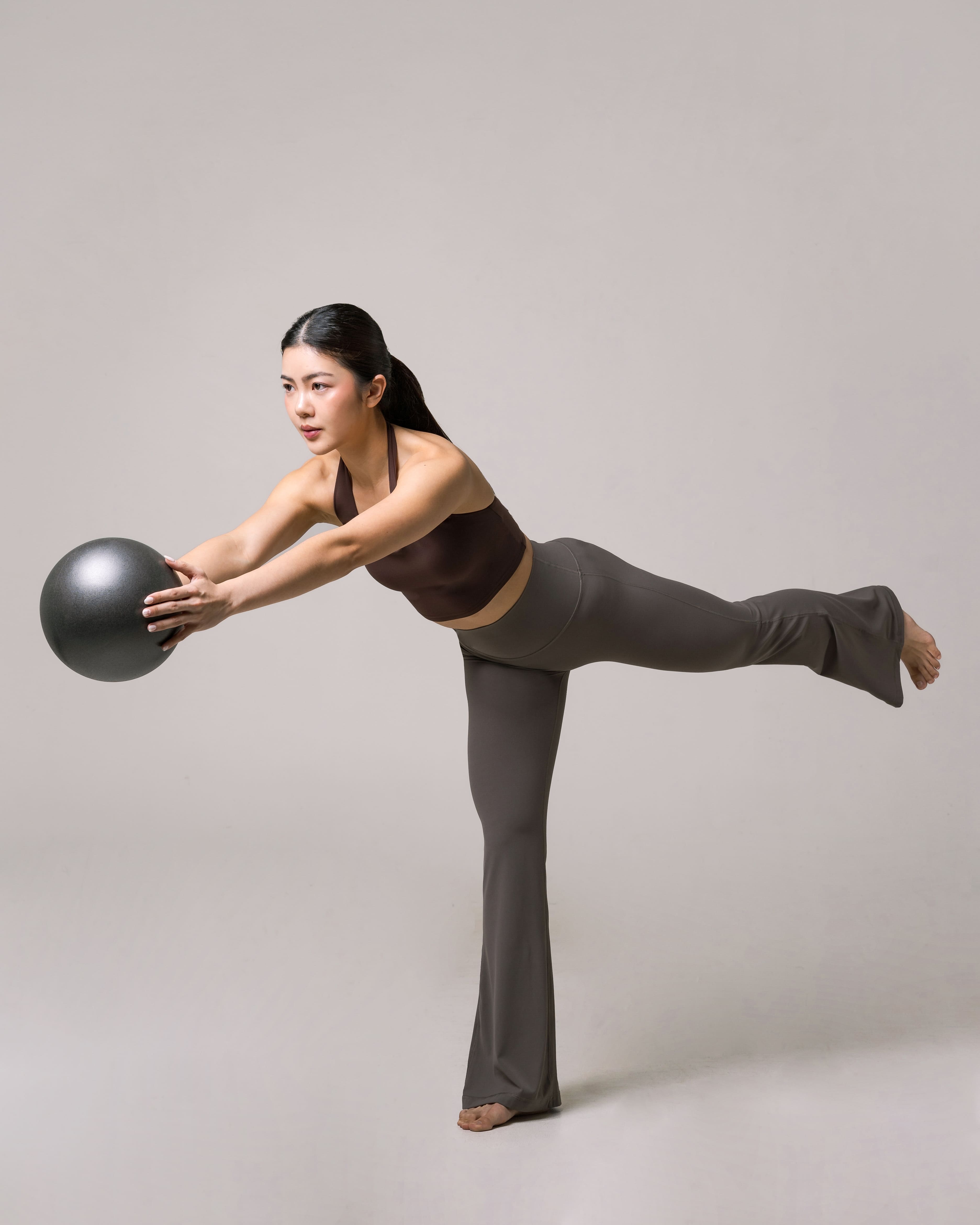 Laurelton Dynamic Soft Flare Legging - Seamless & Buttery Soft | Legging Olahraga Yoga Pilates Gym Wanita