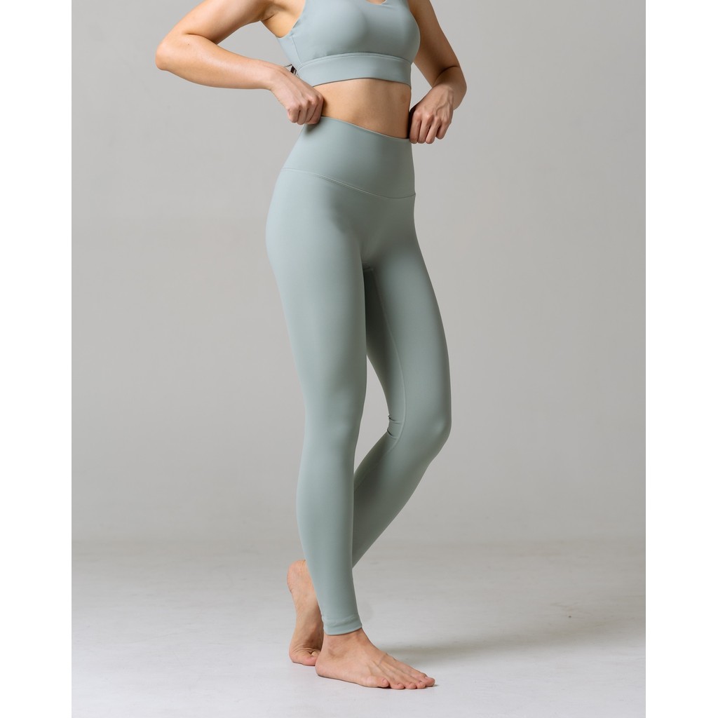 Laurelton Anya Set - High Impact & Second Skin Feel | Set Pakaian Olahraga Yoga Pilates Gym Wanita Atasan & Celana Olahraga Wanita
