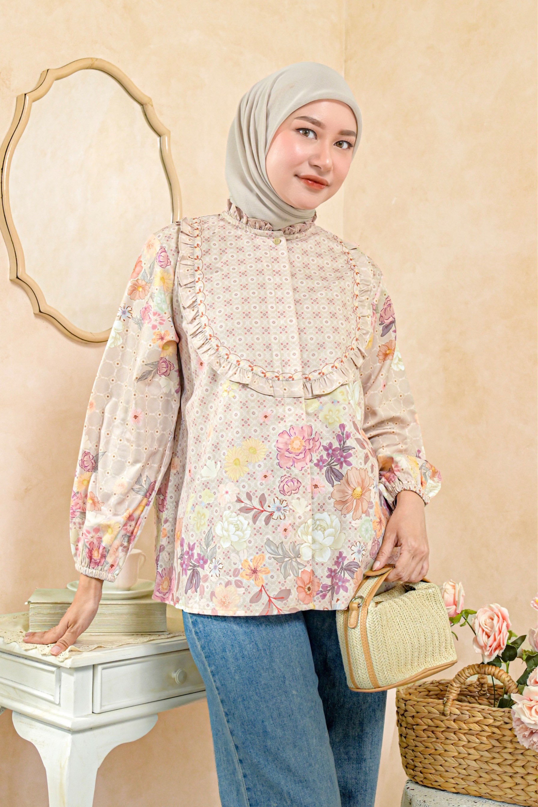 Alea Blouse Biscuit