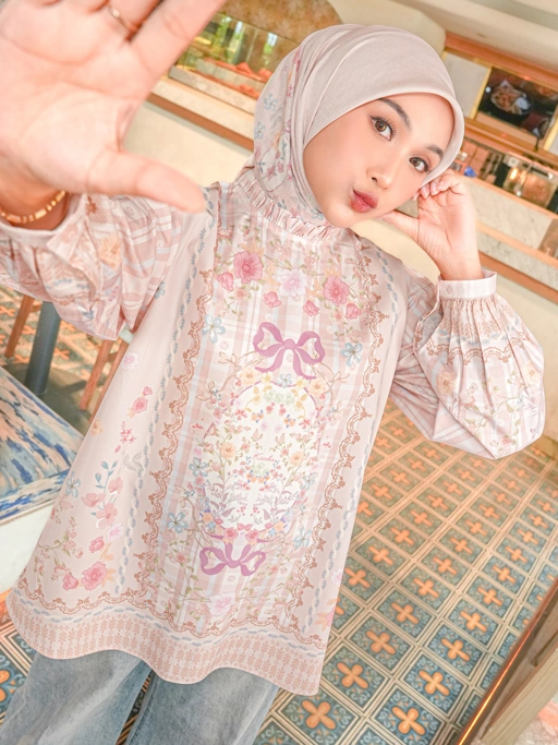Image of Lumina Blouse Nude