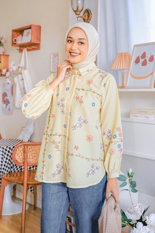 Image of Shani Blouse Buttercup