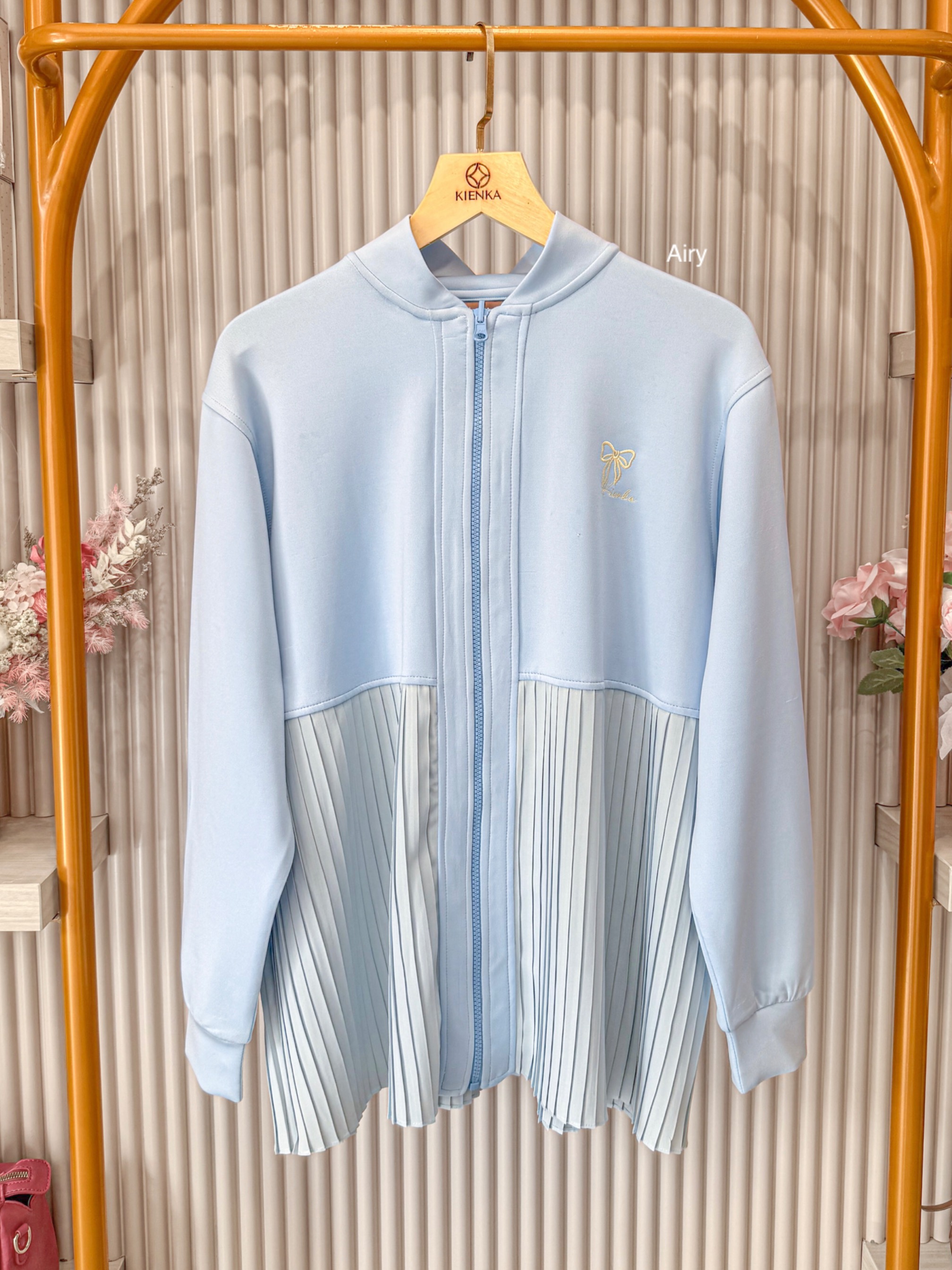 Ruby Pleats Jacket Airy