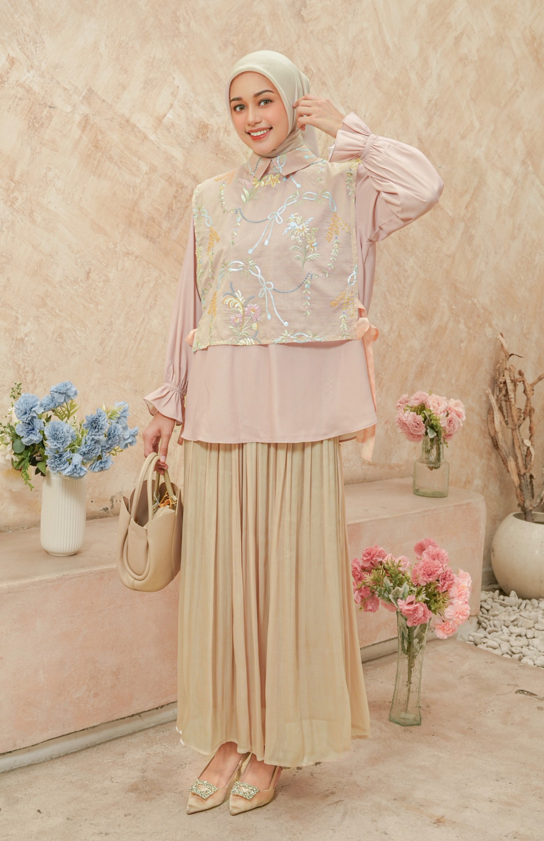 Aletha Vest Beads Blush