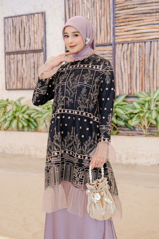 Image of Alana Tunic Kode F