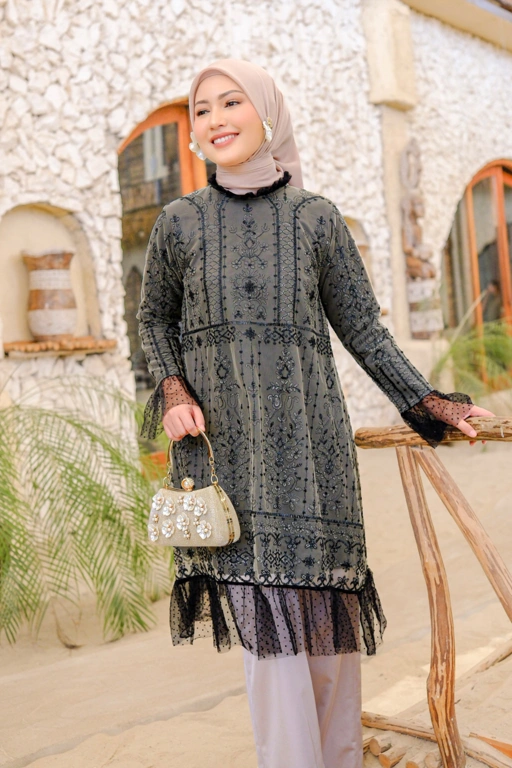 Image of Alana Tunic Kode K