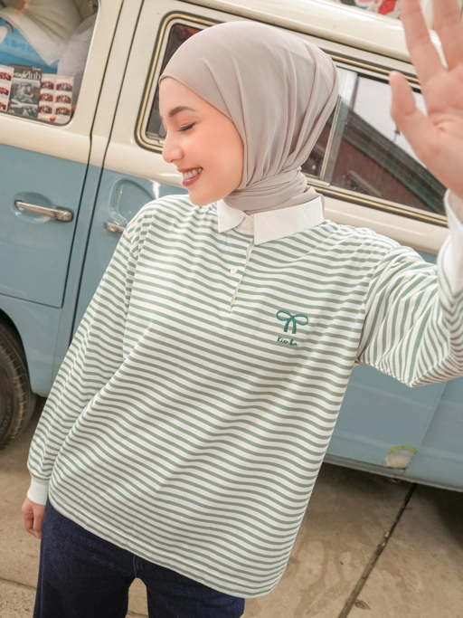 Image of Chia Stripe Shirt Vol.II Panjang Crop Pistachio