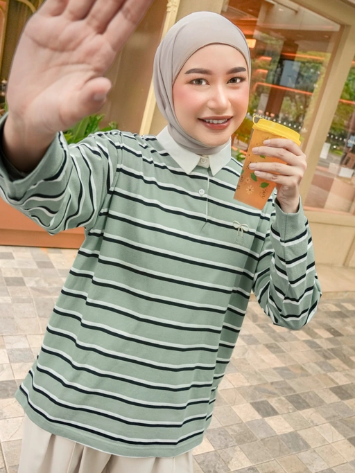 Image of Chia Stripe Shirt Vol.II Panjang Crop Seafoam