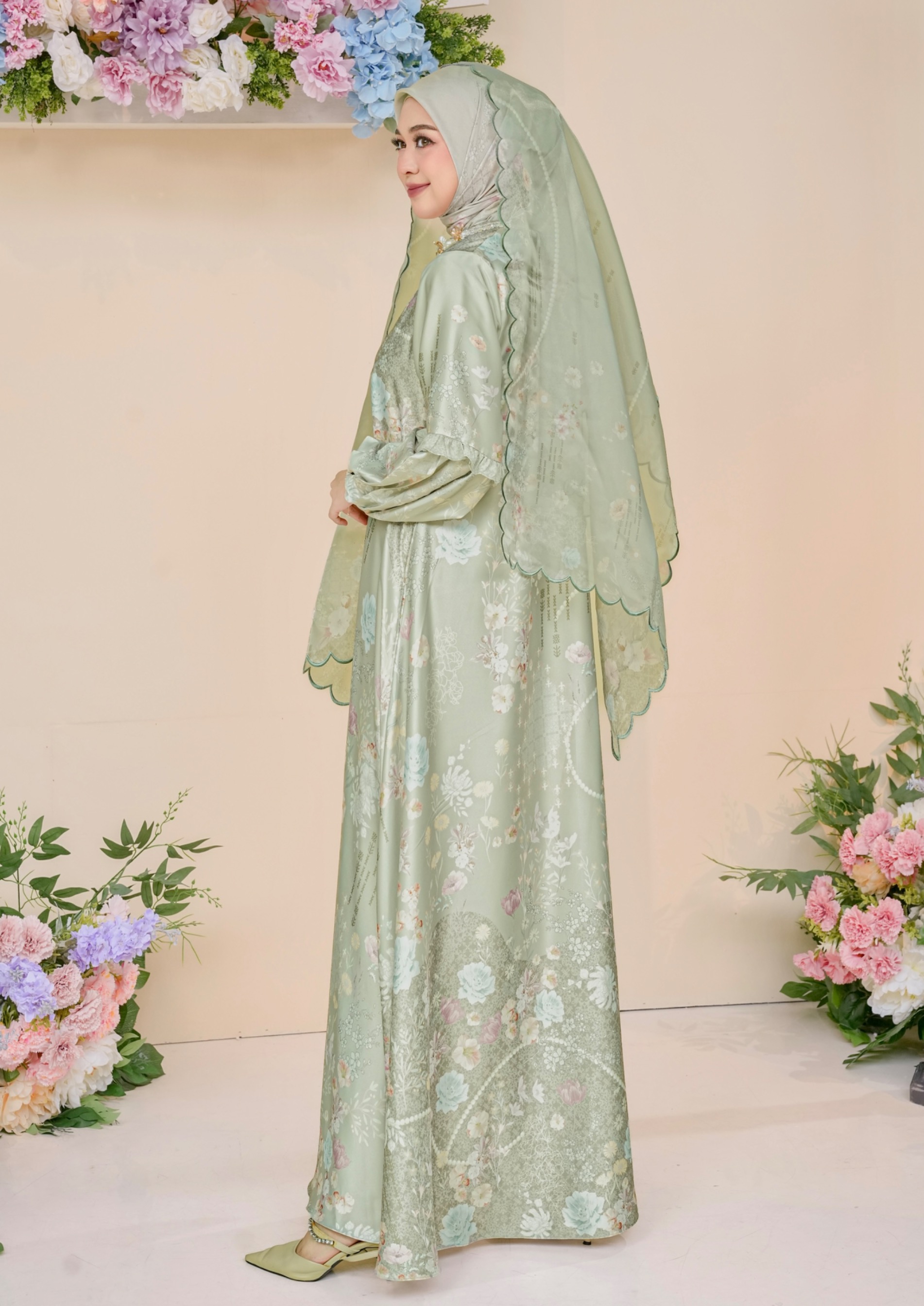 Lumira Dress Ibu Moss