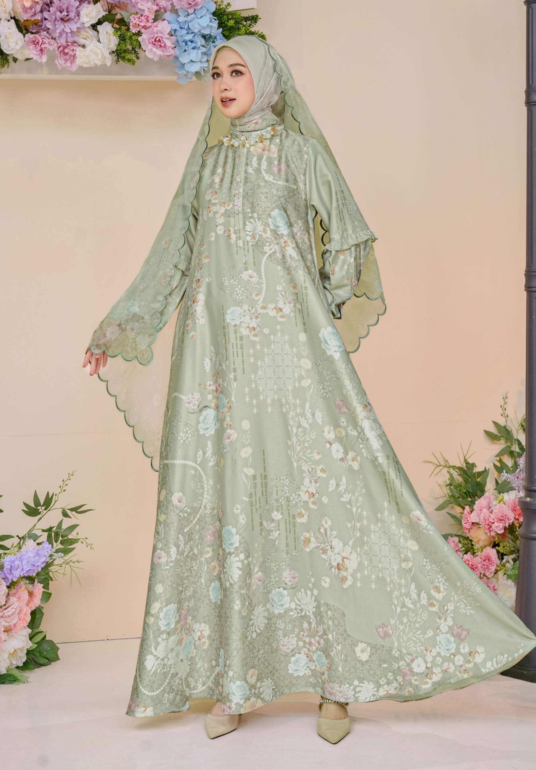 Lumira Dress Ibu Moss