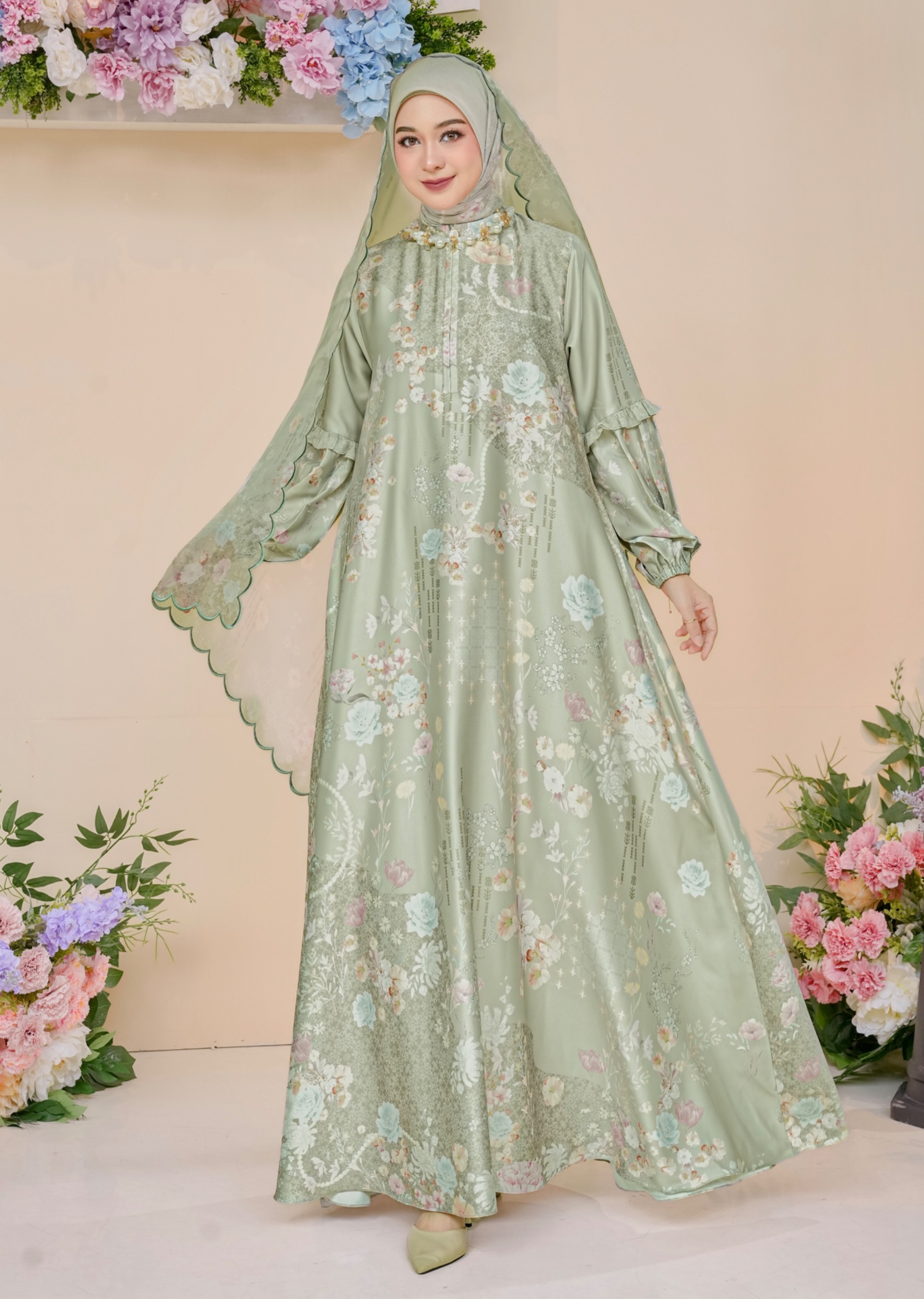 Lumira Dress Ibu Moss